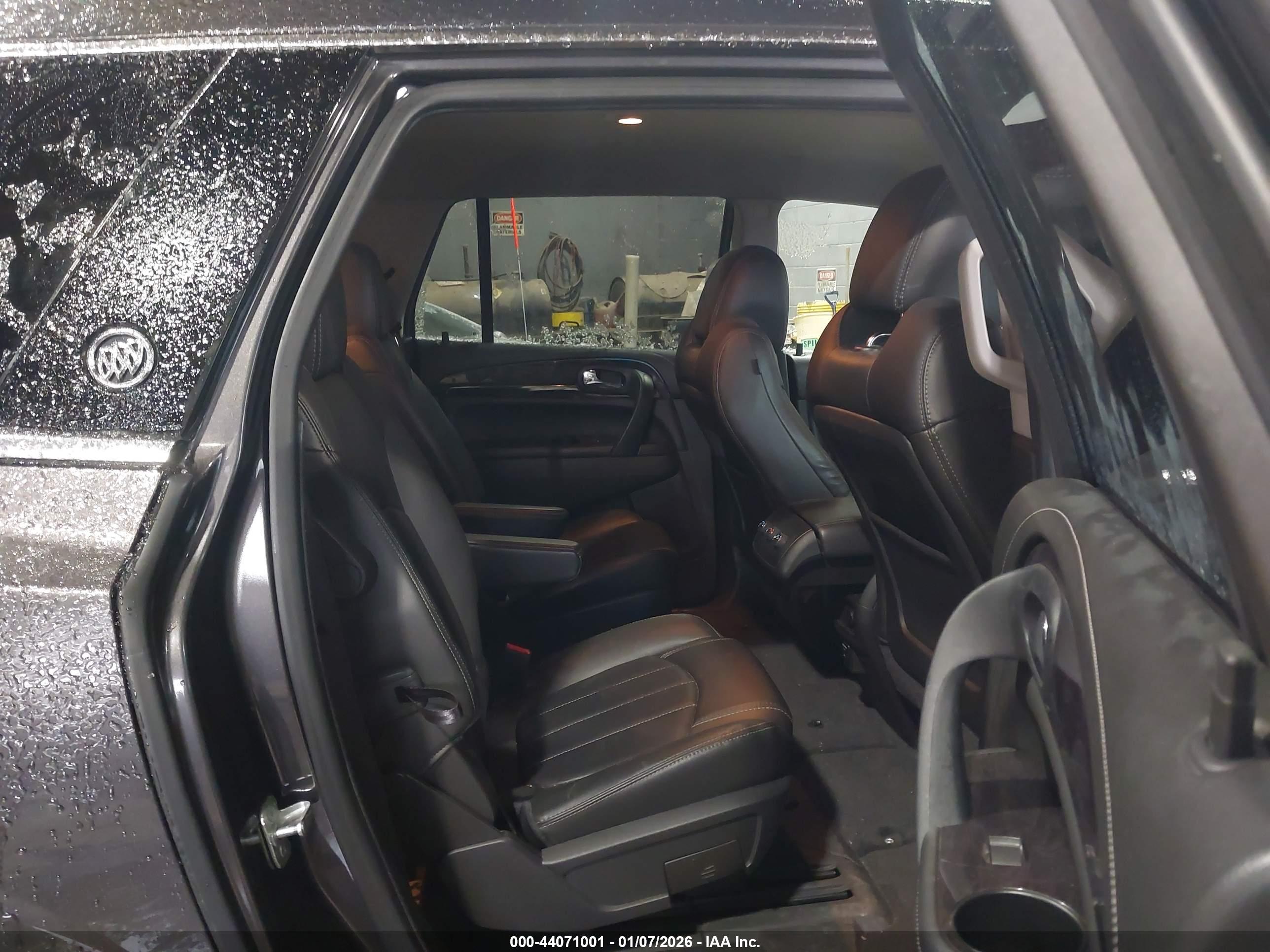 BUICK ENCLAVE image 8