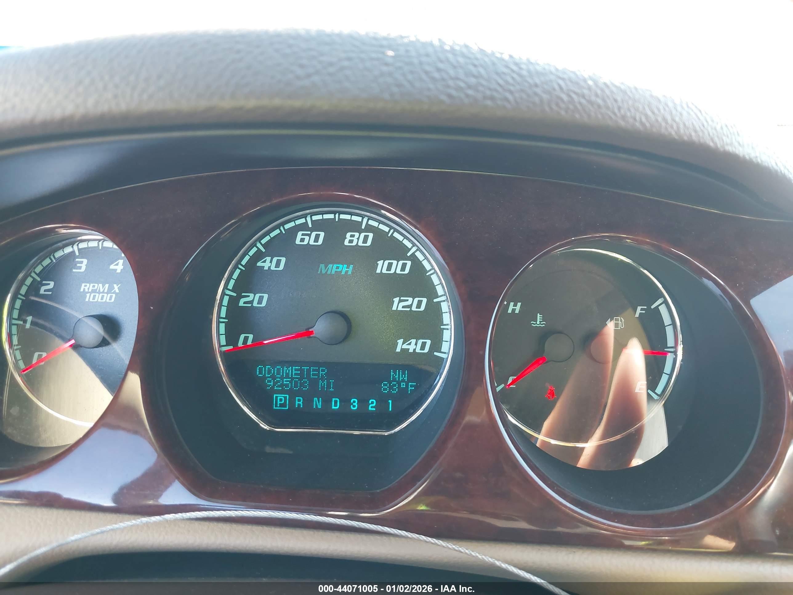 BUICK LUCERNE image 7