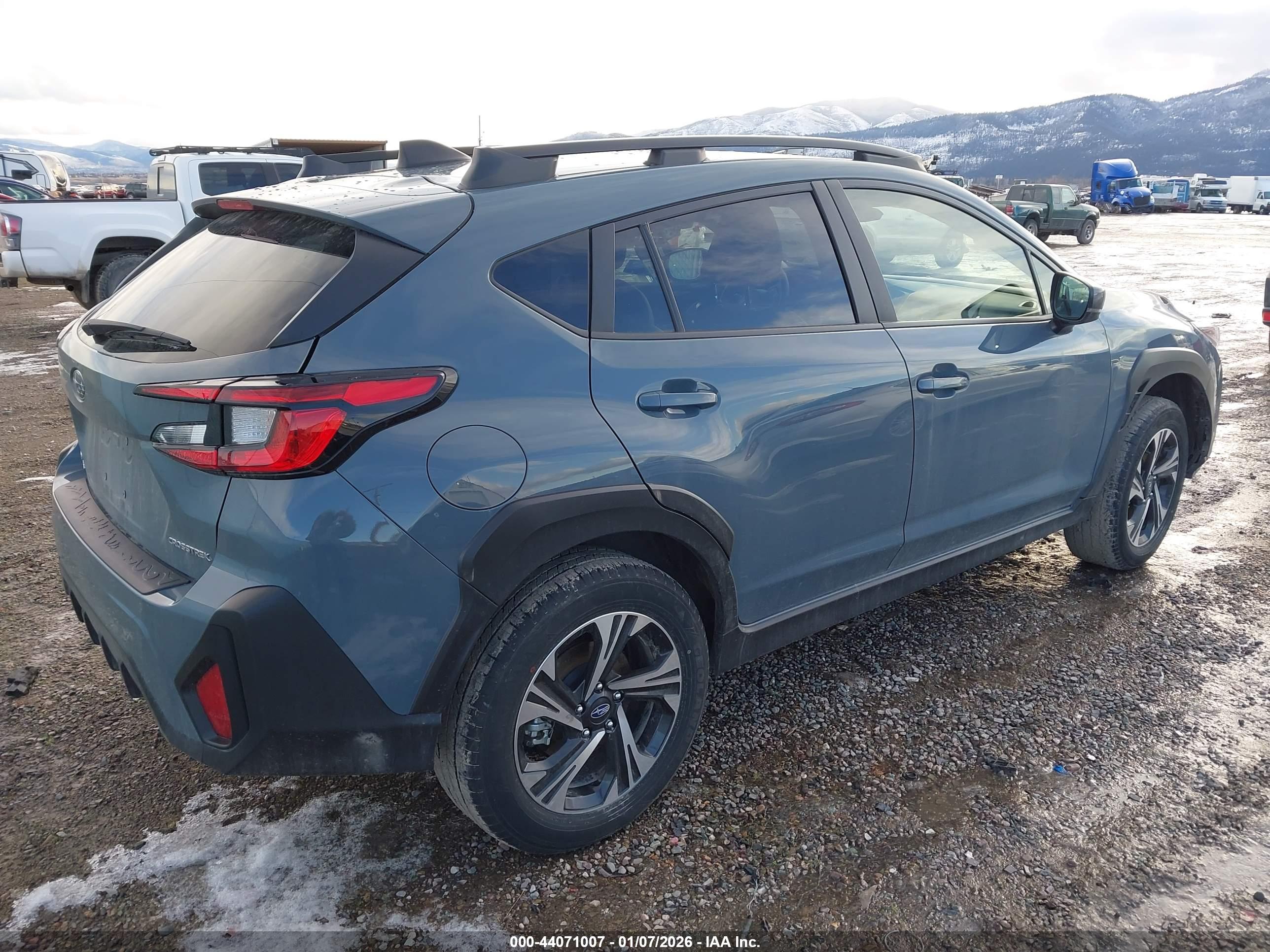SUBARU CROSSTREK image 4