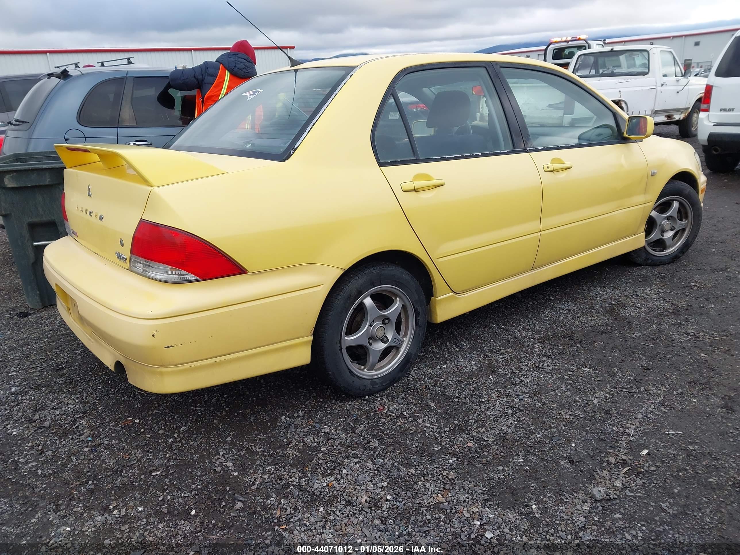 MITSUBISHI LANCER image 4