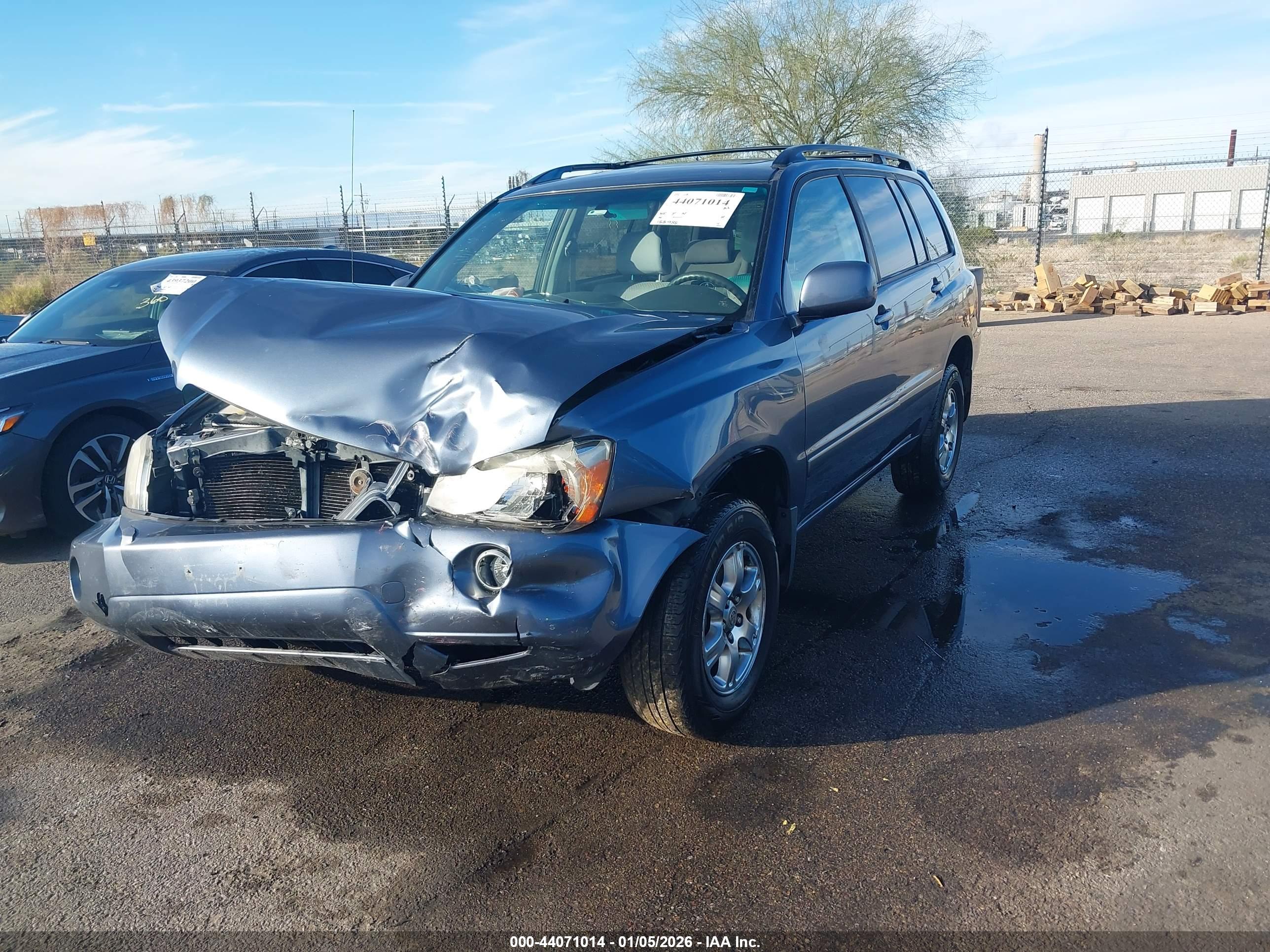 TOYOTA HIGHLANDER image 6