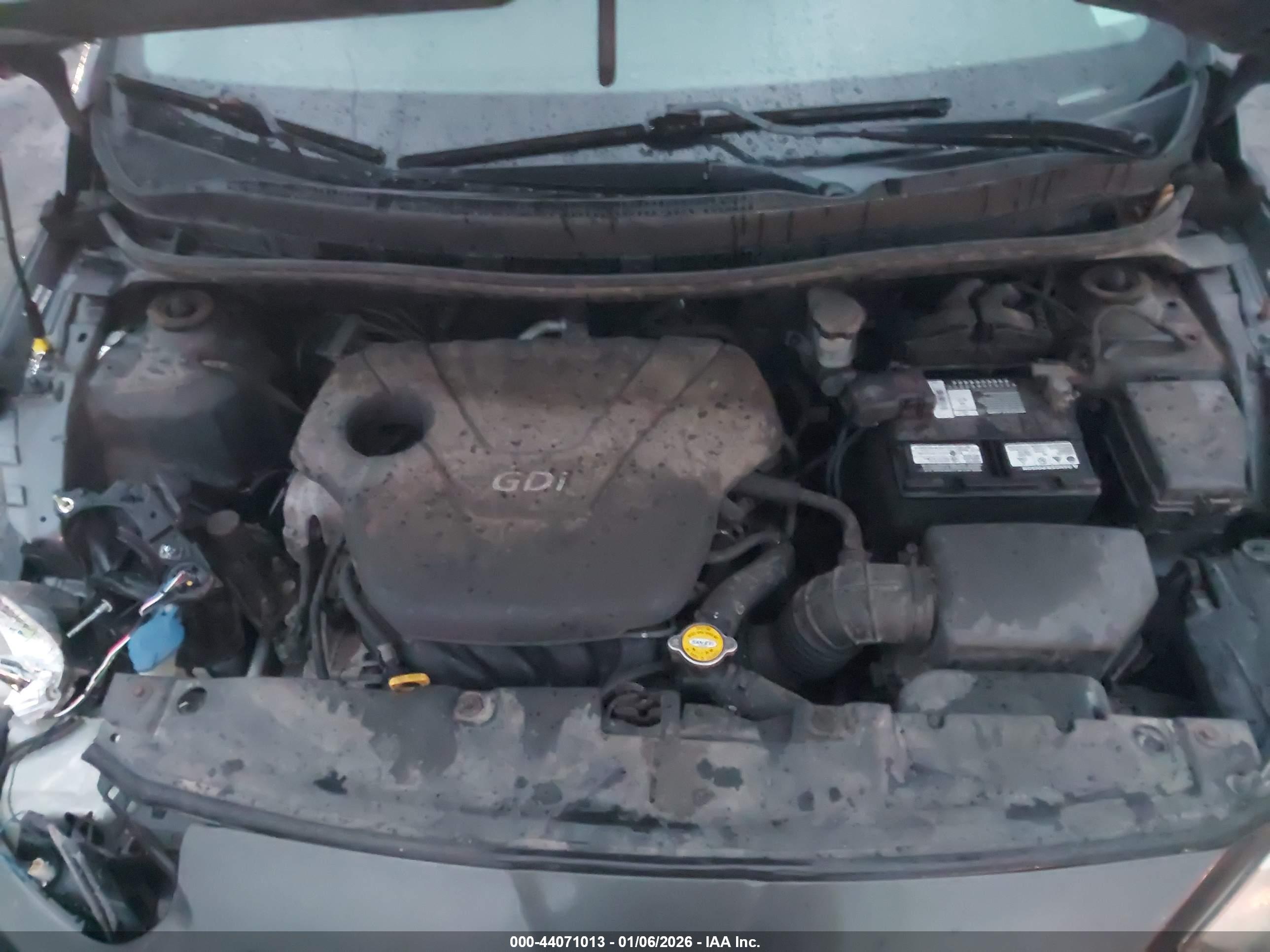HYUNDAI ACCENT image 10