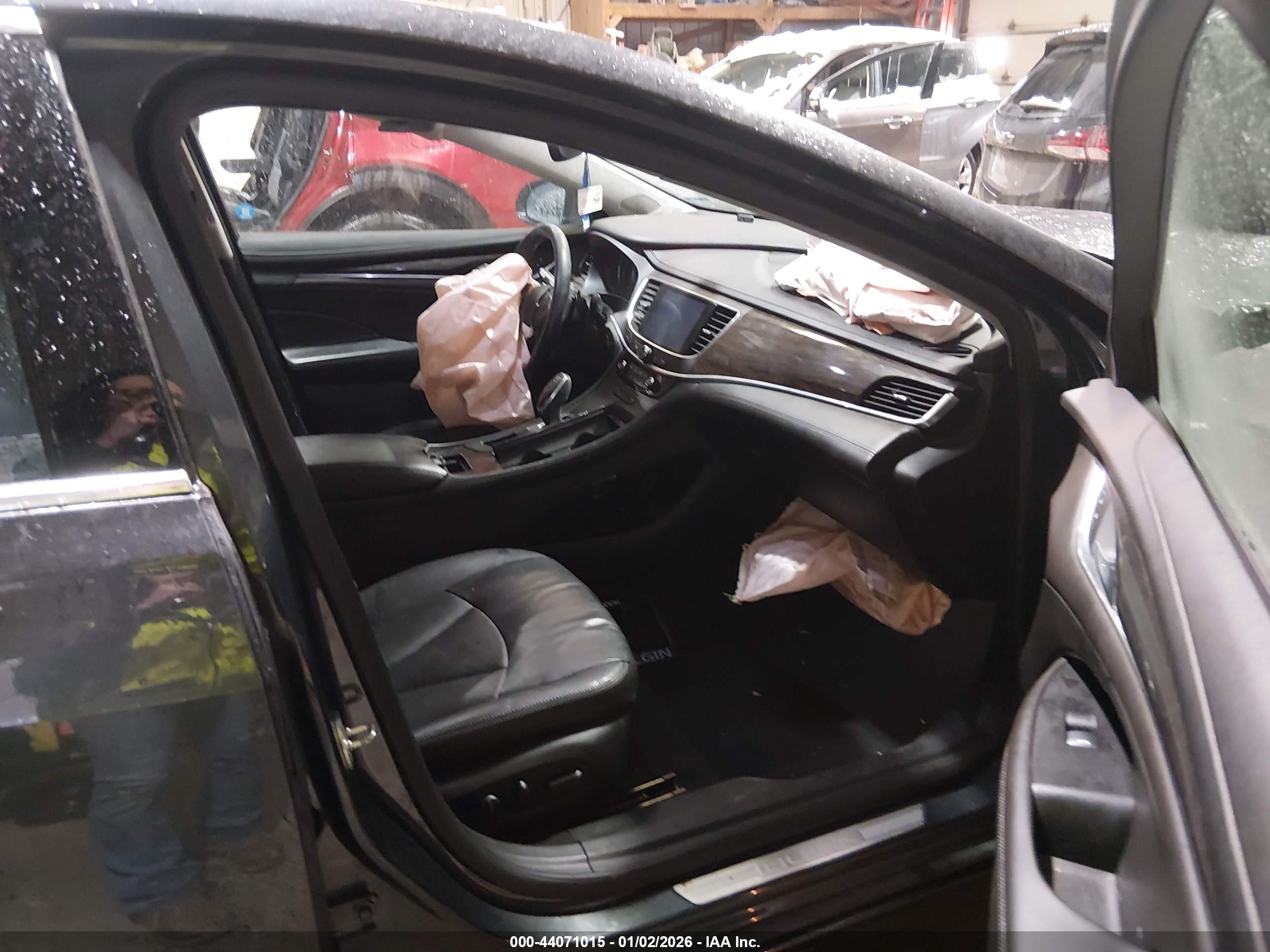 BUICK LACROSSE image 5