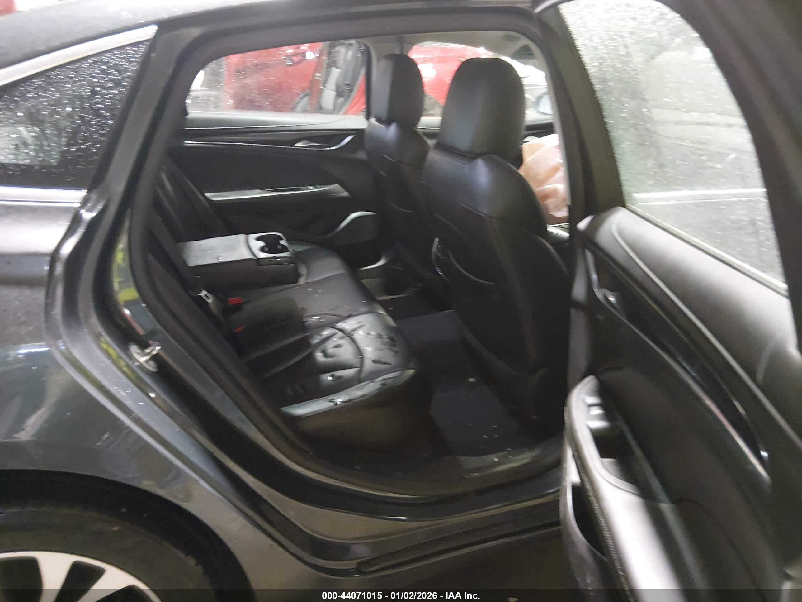 BUICK LACROSSE image 8