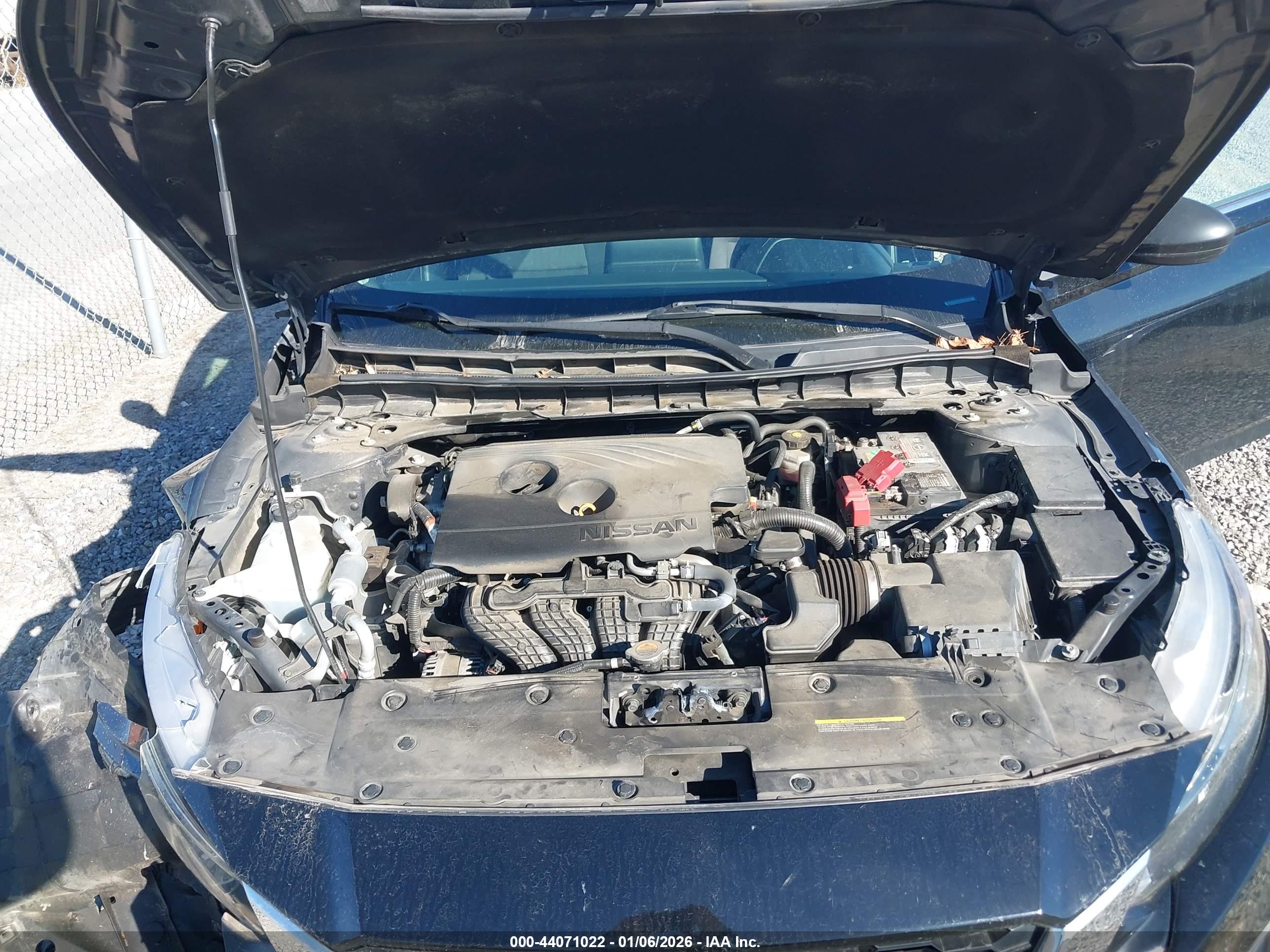 NISSAN ALTIMA image 10