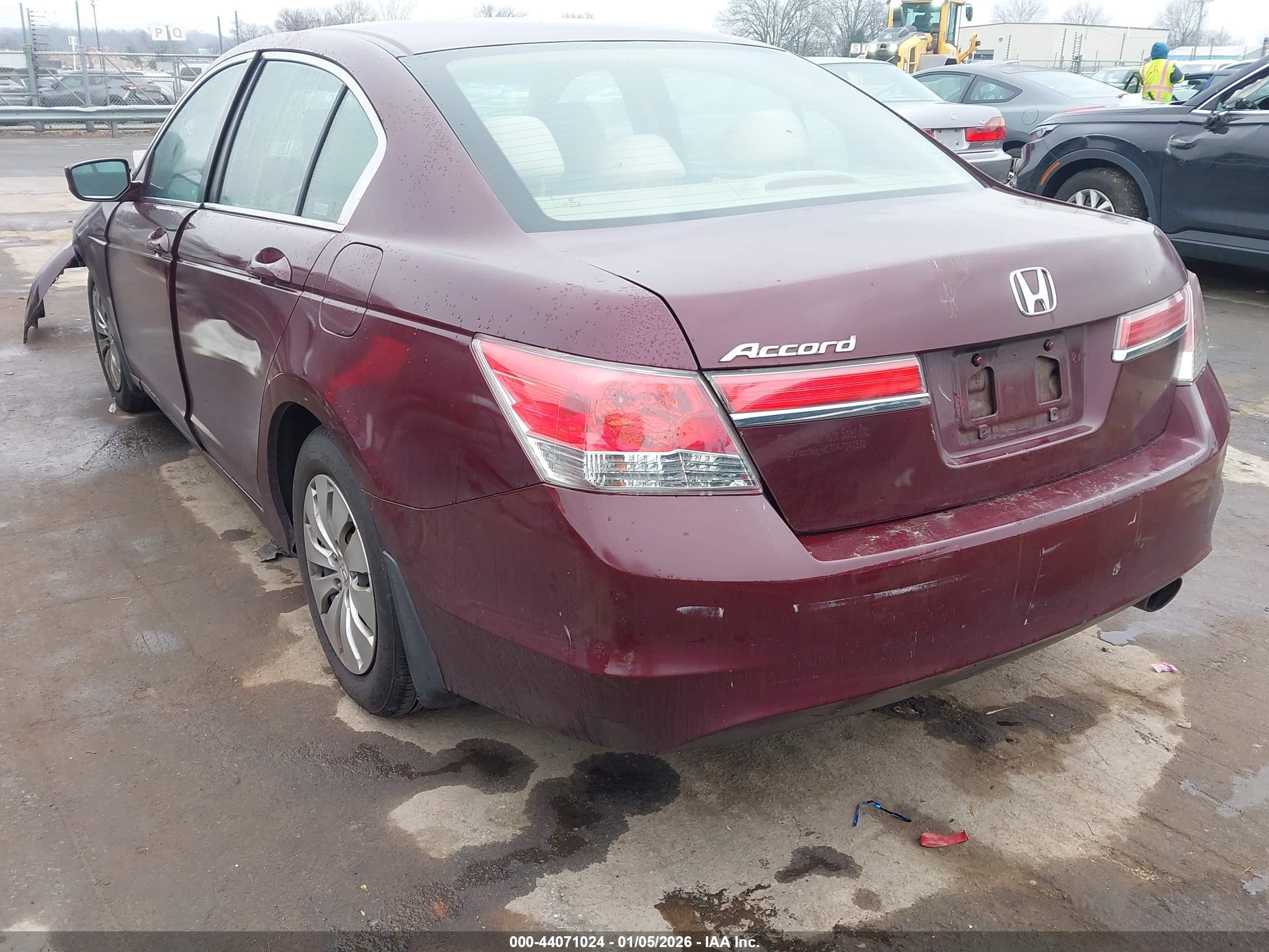 HONDA ACCORD image 3