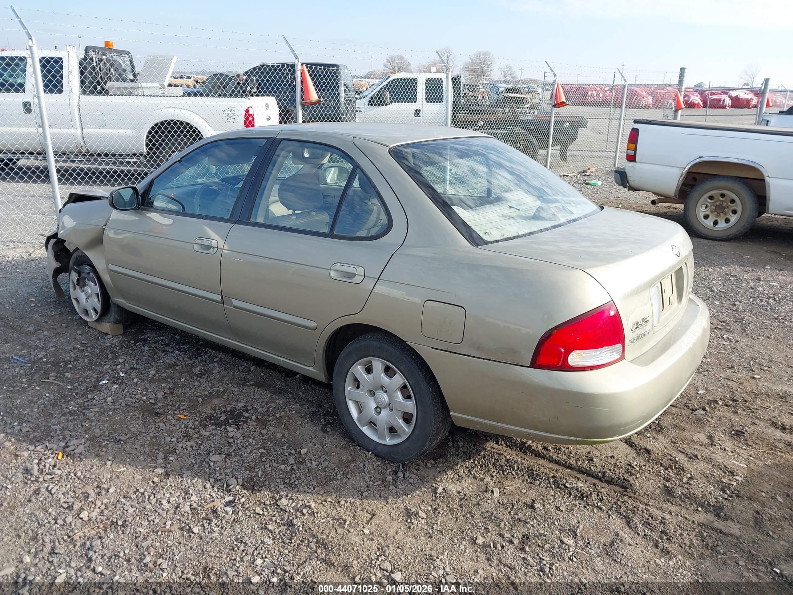 NISSAN SENTRA image 3