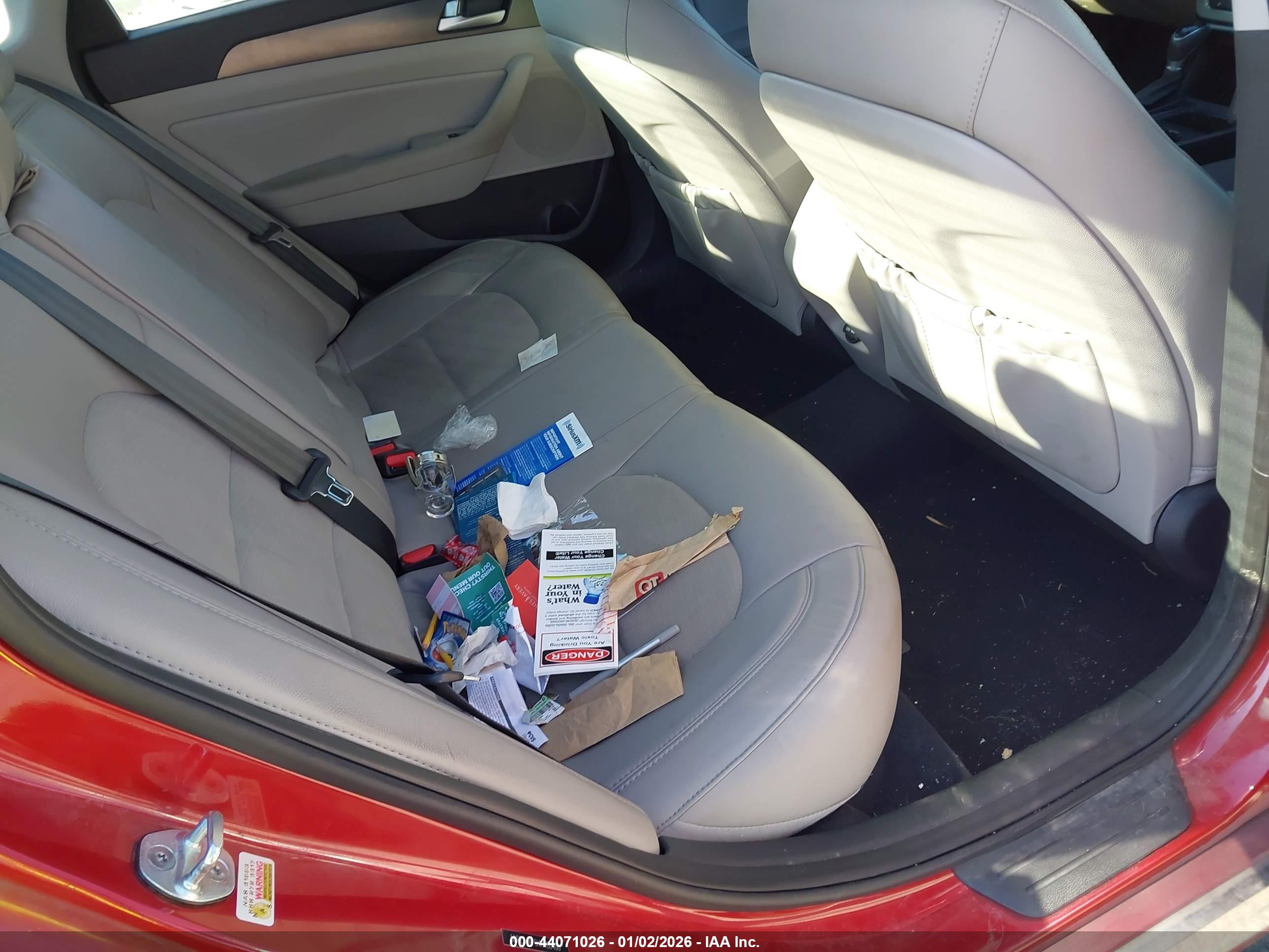 HYUNDAI SONATA image 8