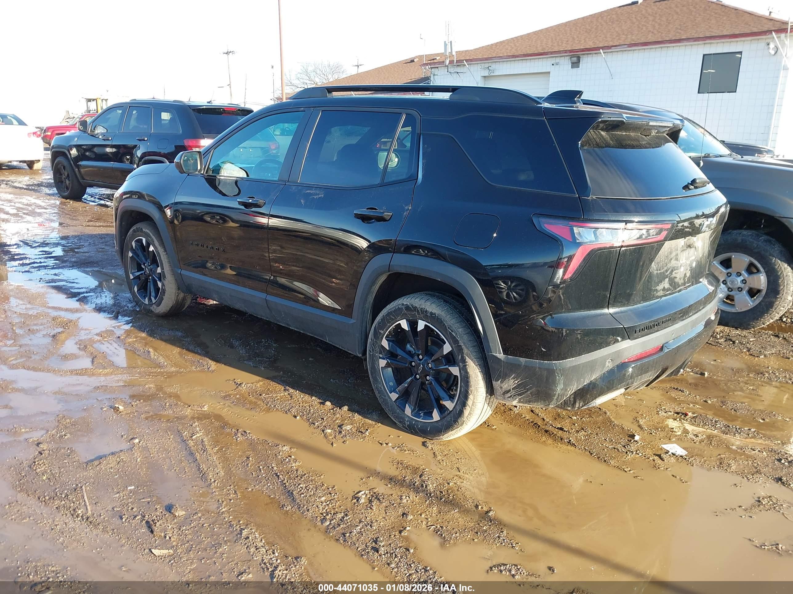 CHEVROLET EQUINOX image 3