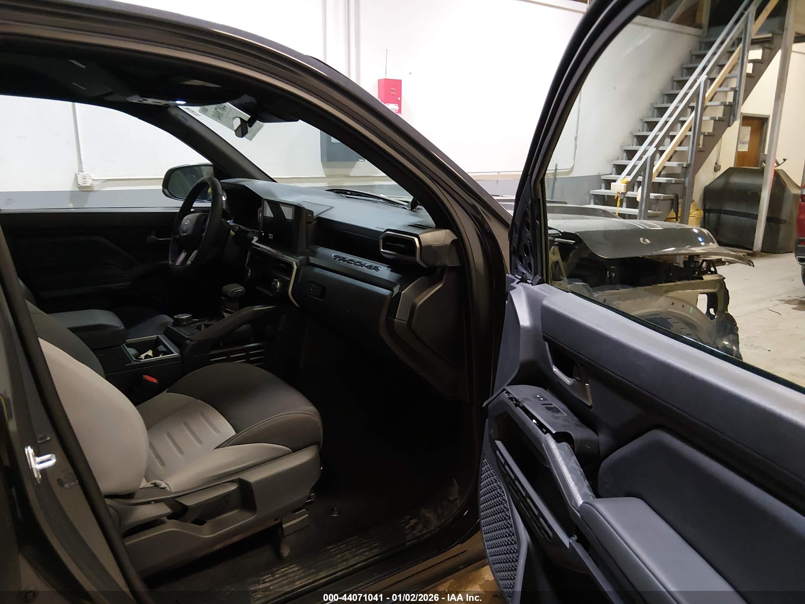 TOYOTA TACOMA image 5