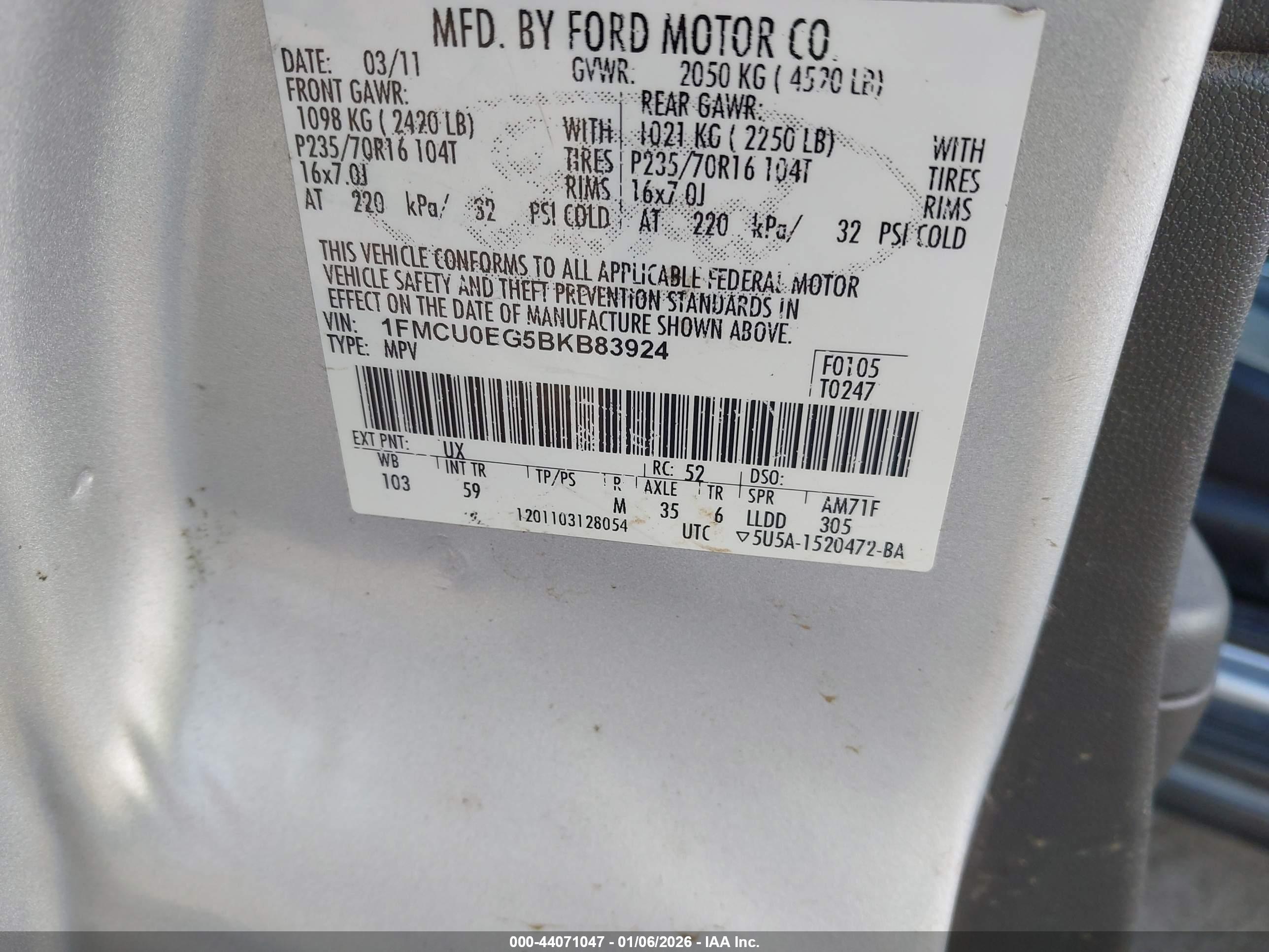 FORD ESCAPE image 9