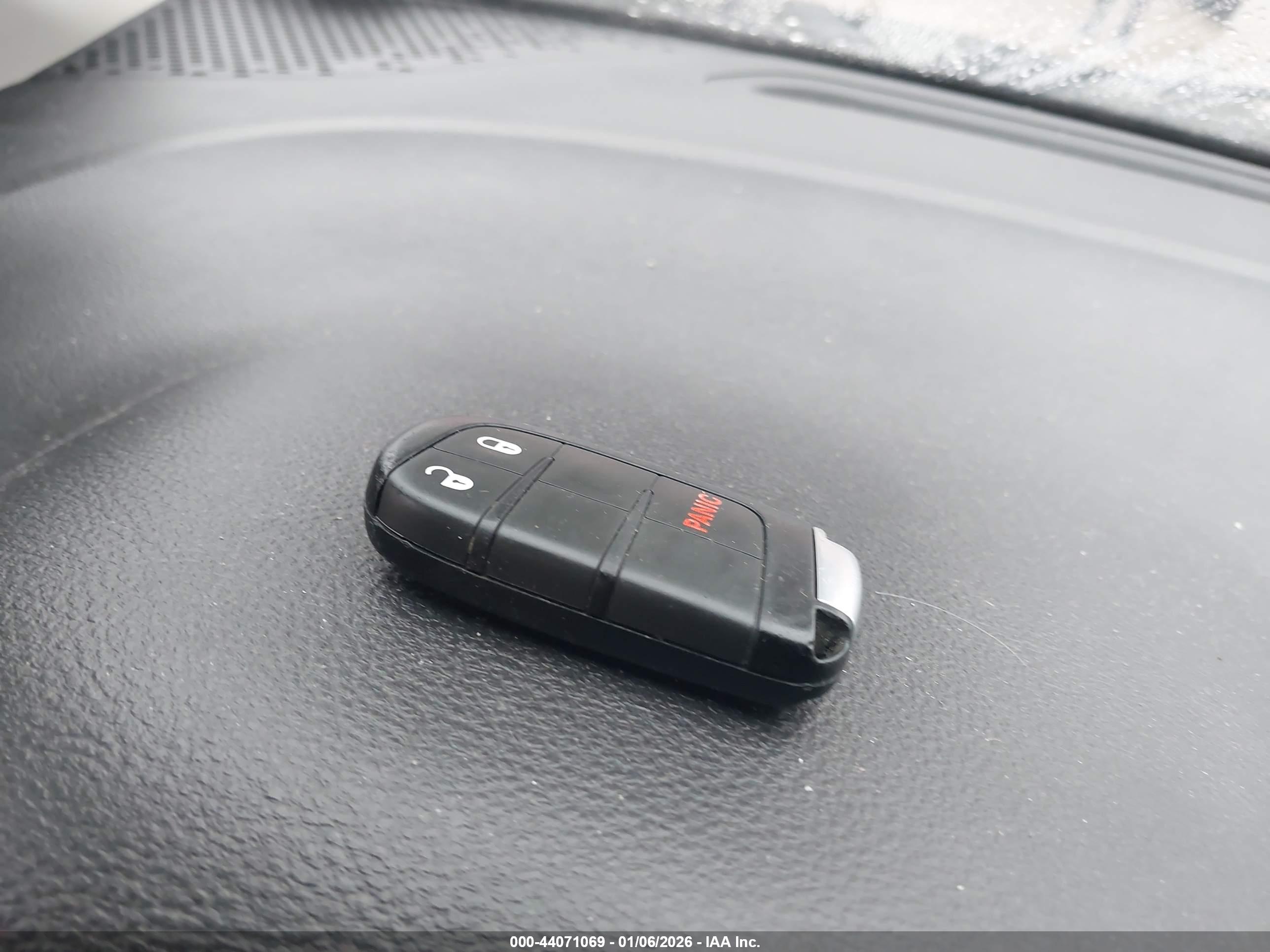 DODGE JOURNEY image 11