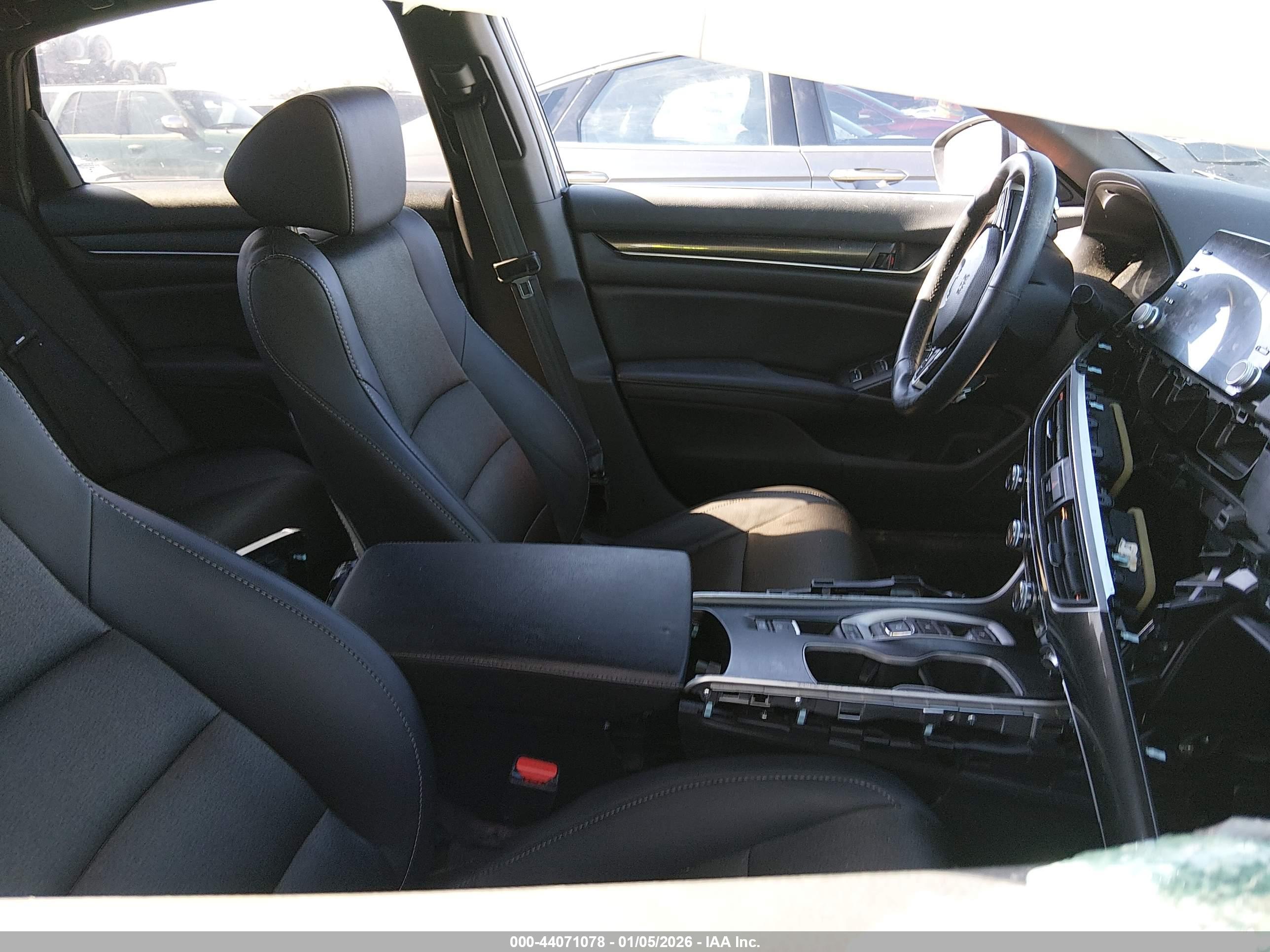 HONDA ACCORD image 5