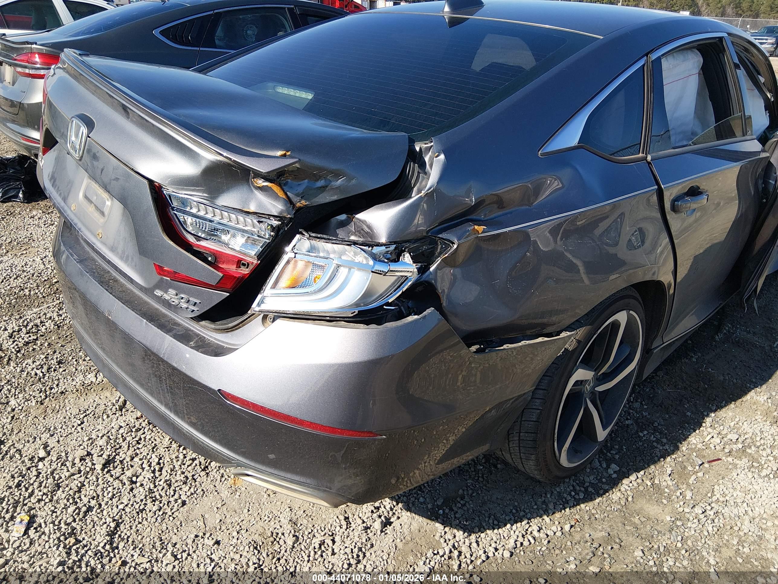 HONDA ACCORD image 6