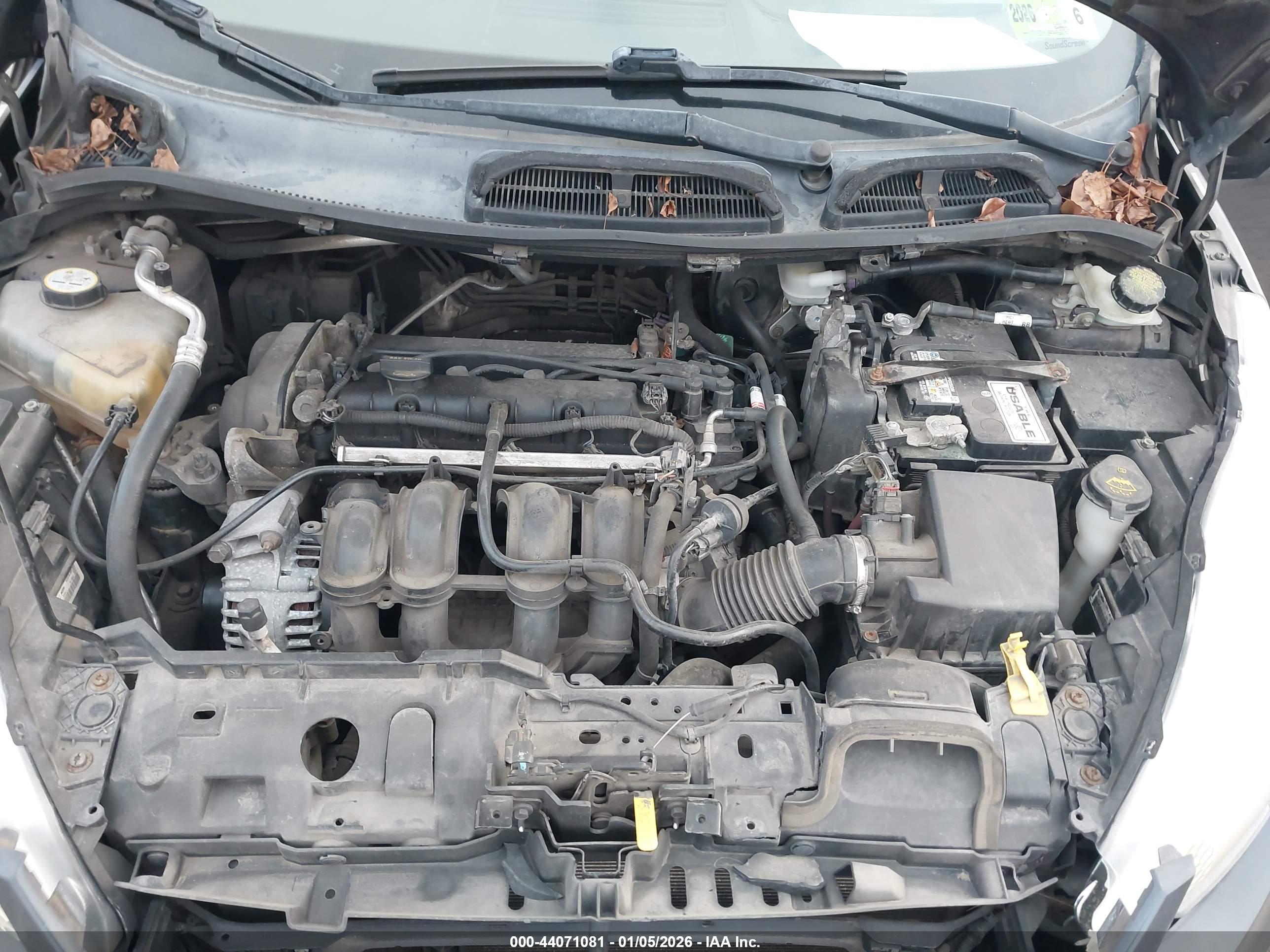 FORD FIESTA image 10
