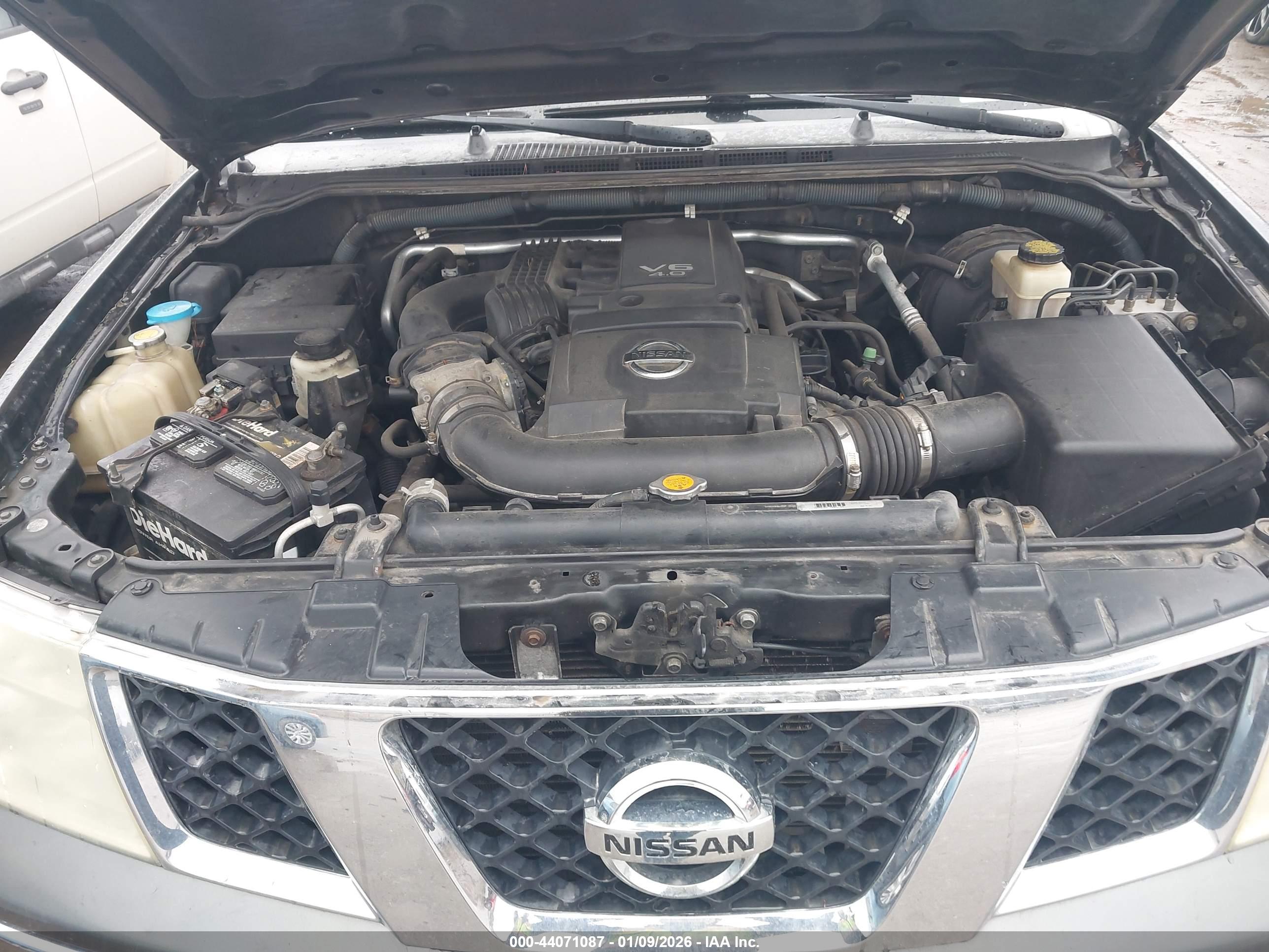 NISSAN FRONTIER image 10