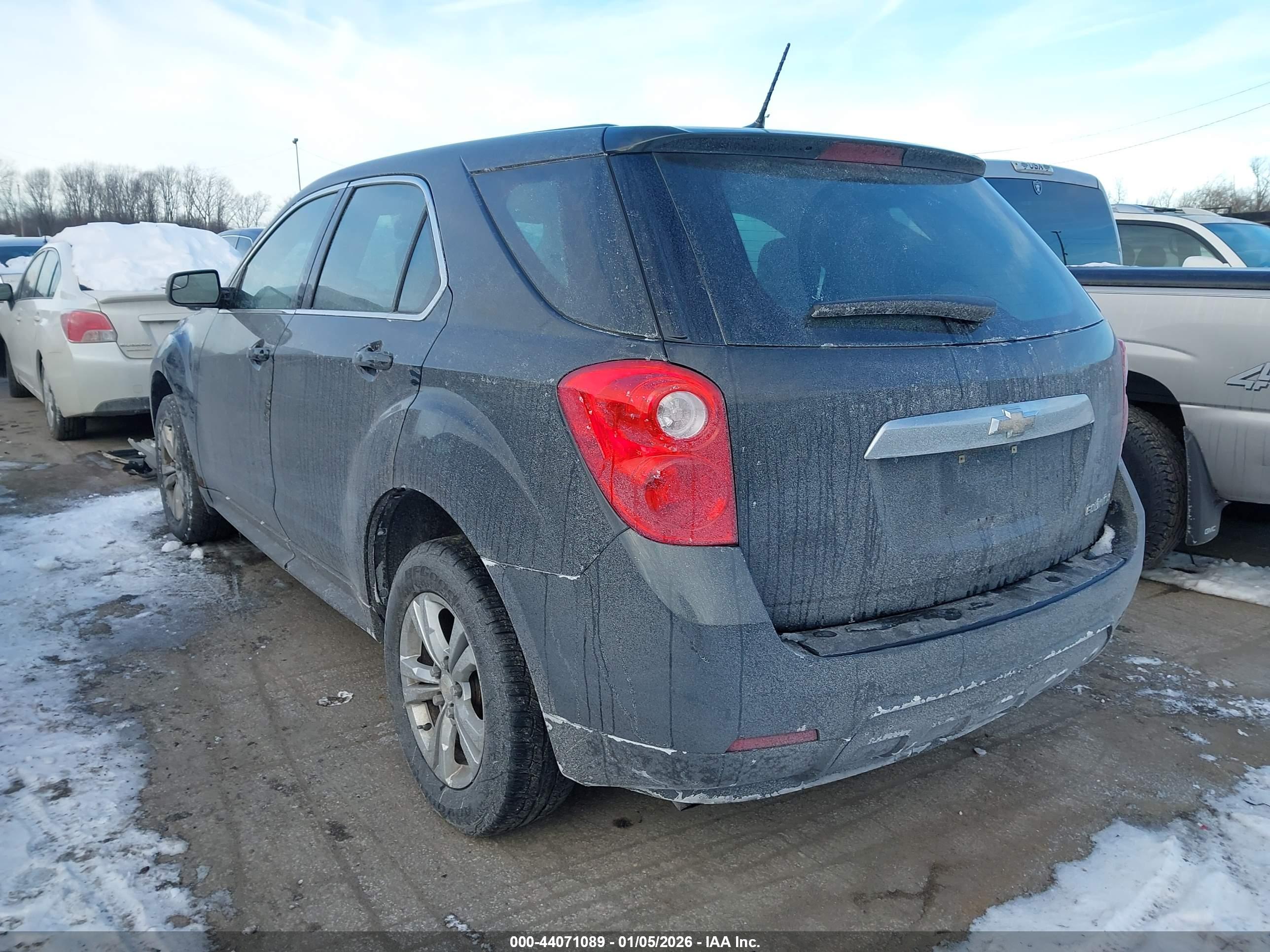 CHEVROLET EQUINOX image 3