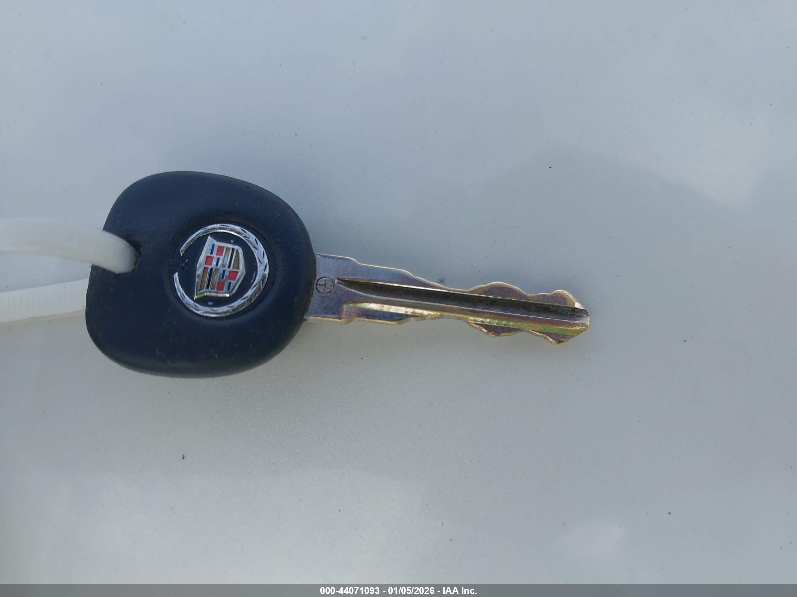 CADILLAC CTS image 11