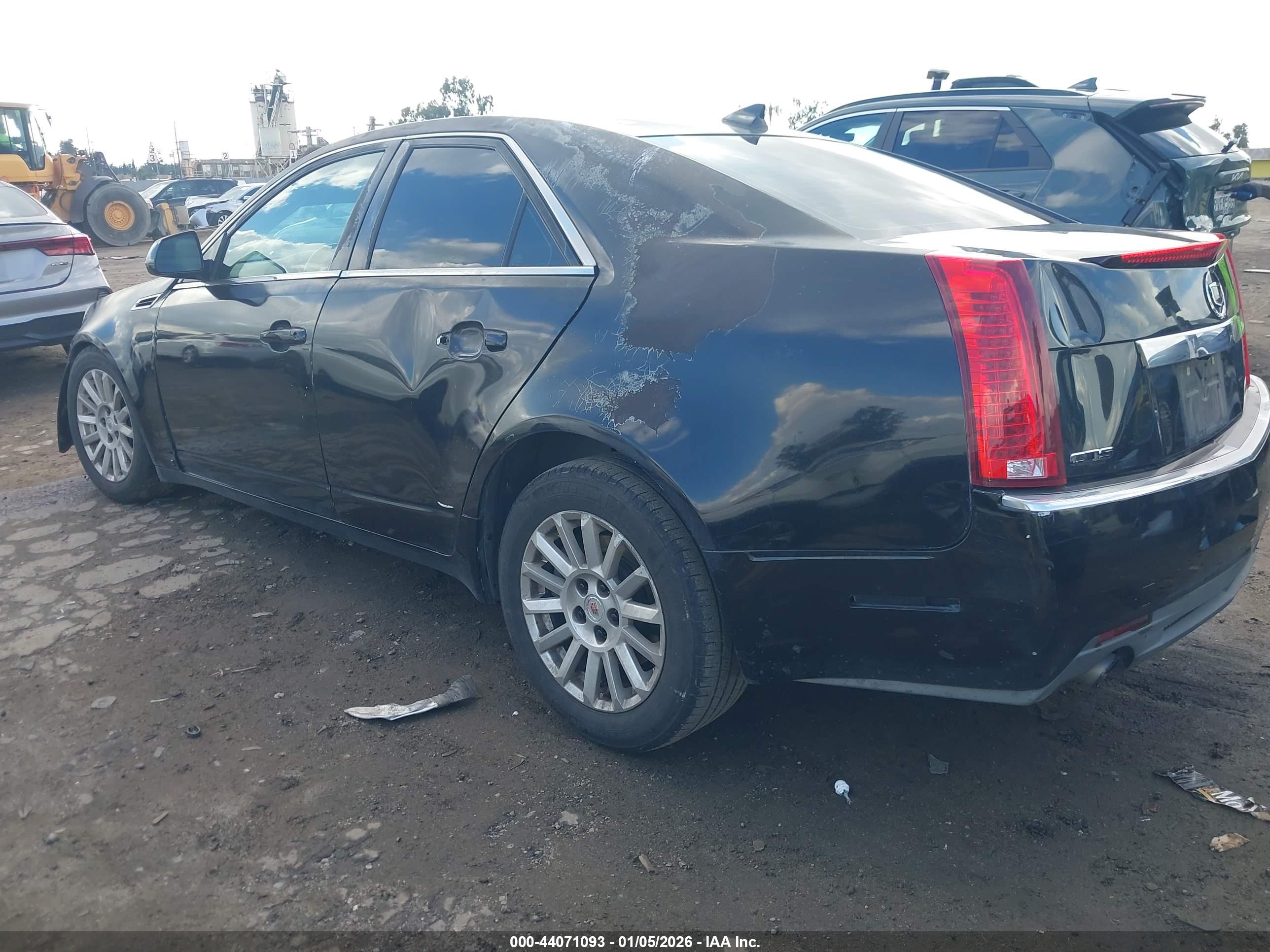 CADILLAC CTS image 3