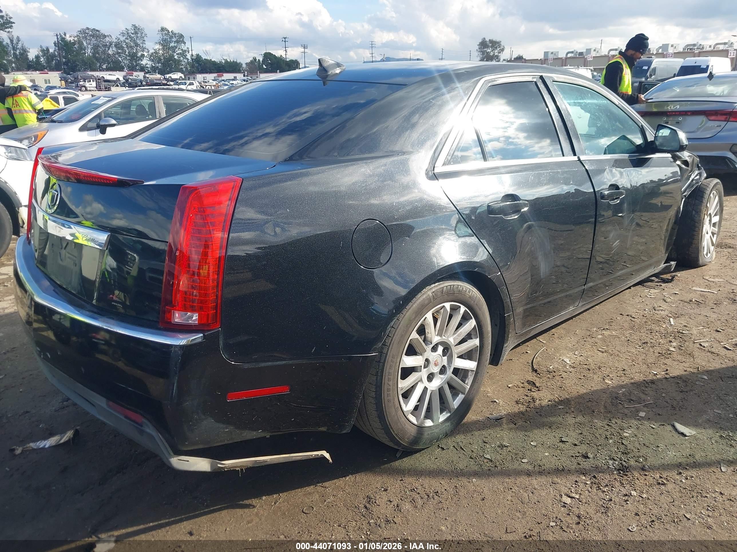 CADILLAC CTS image 4