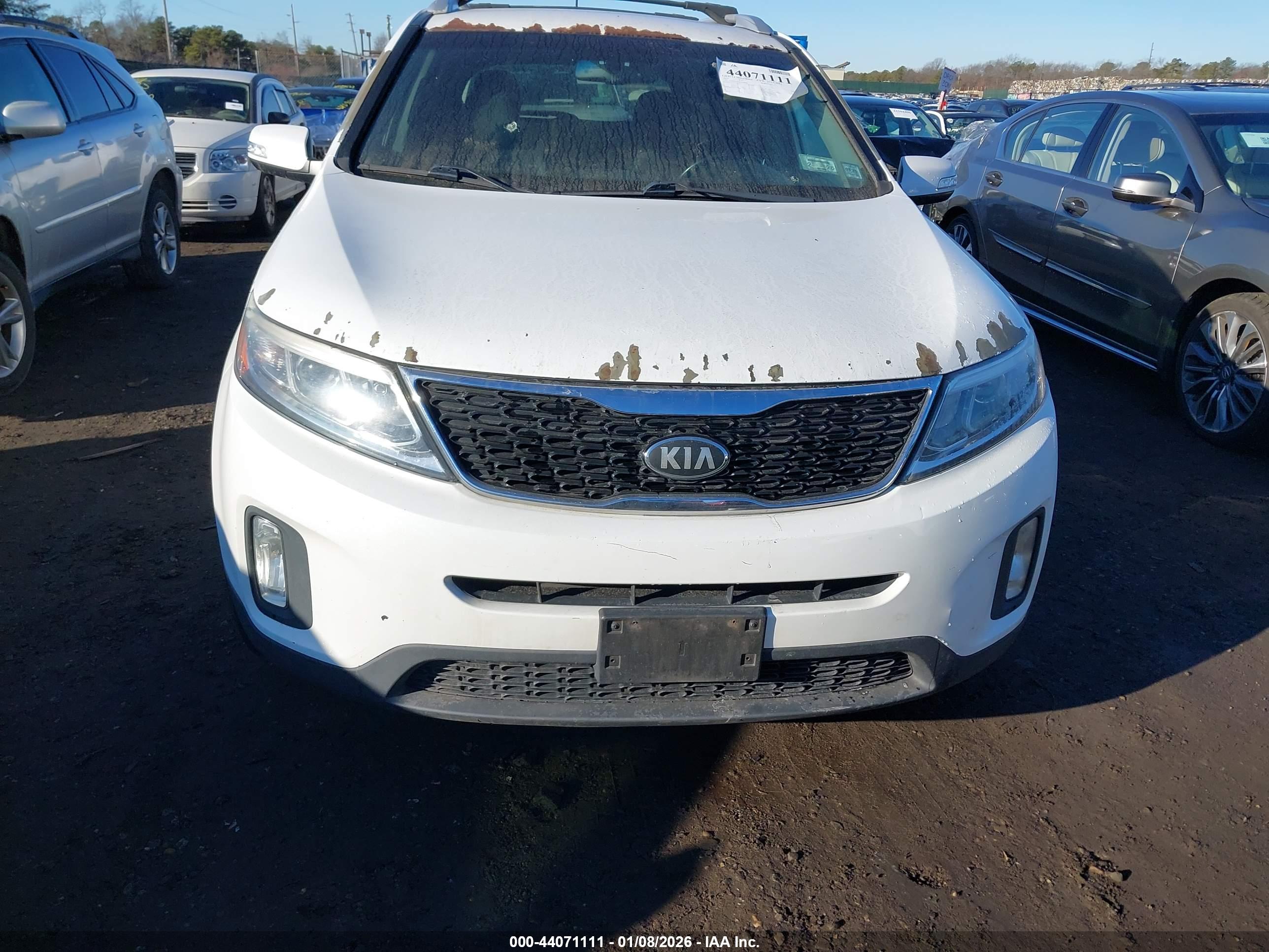 KIA SORENTO image 6