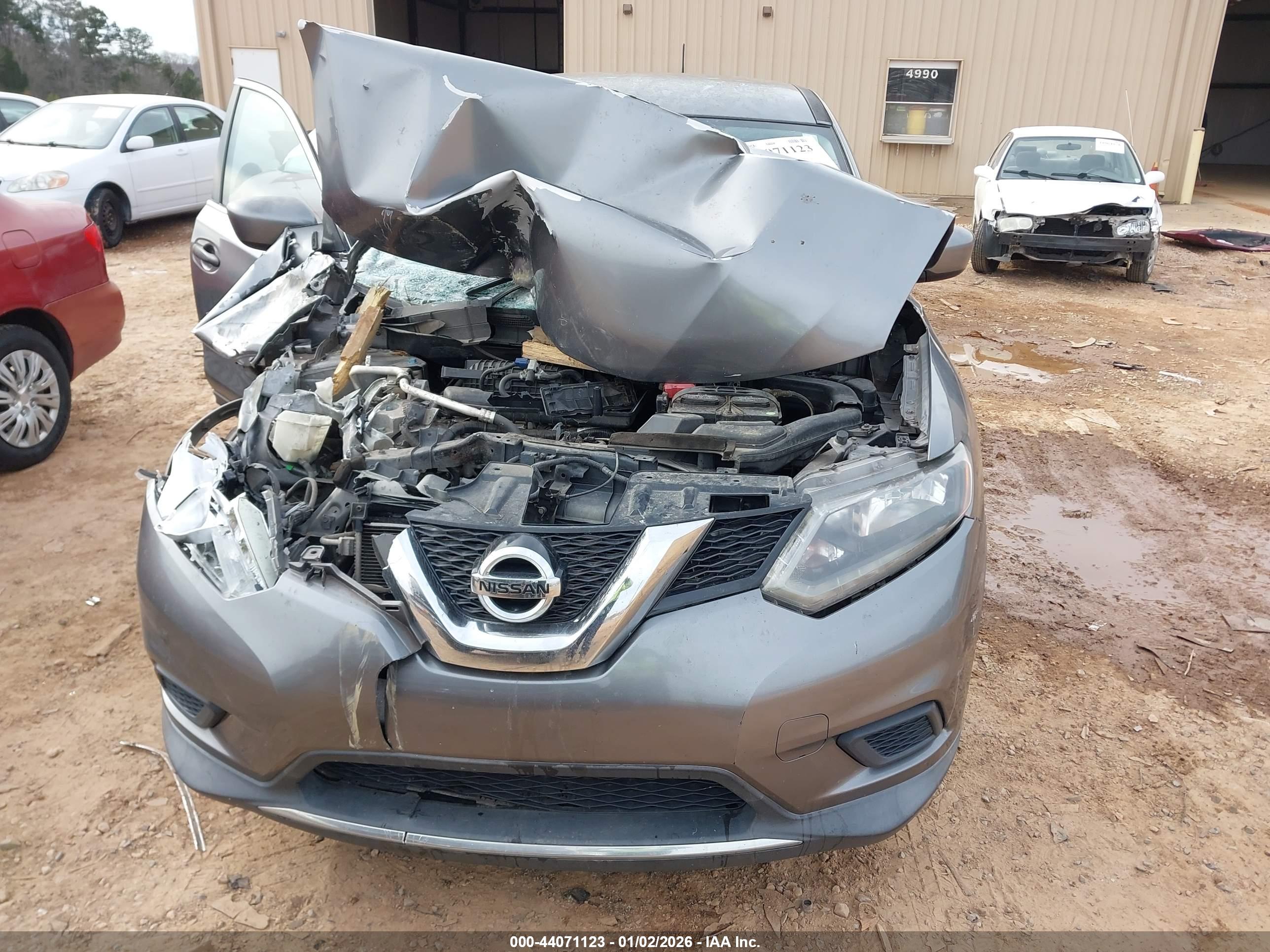 NISSAN ROGUE image 6
