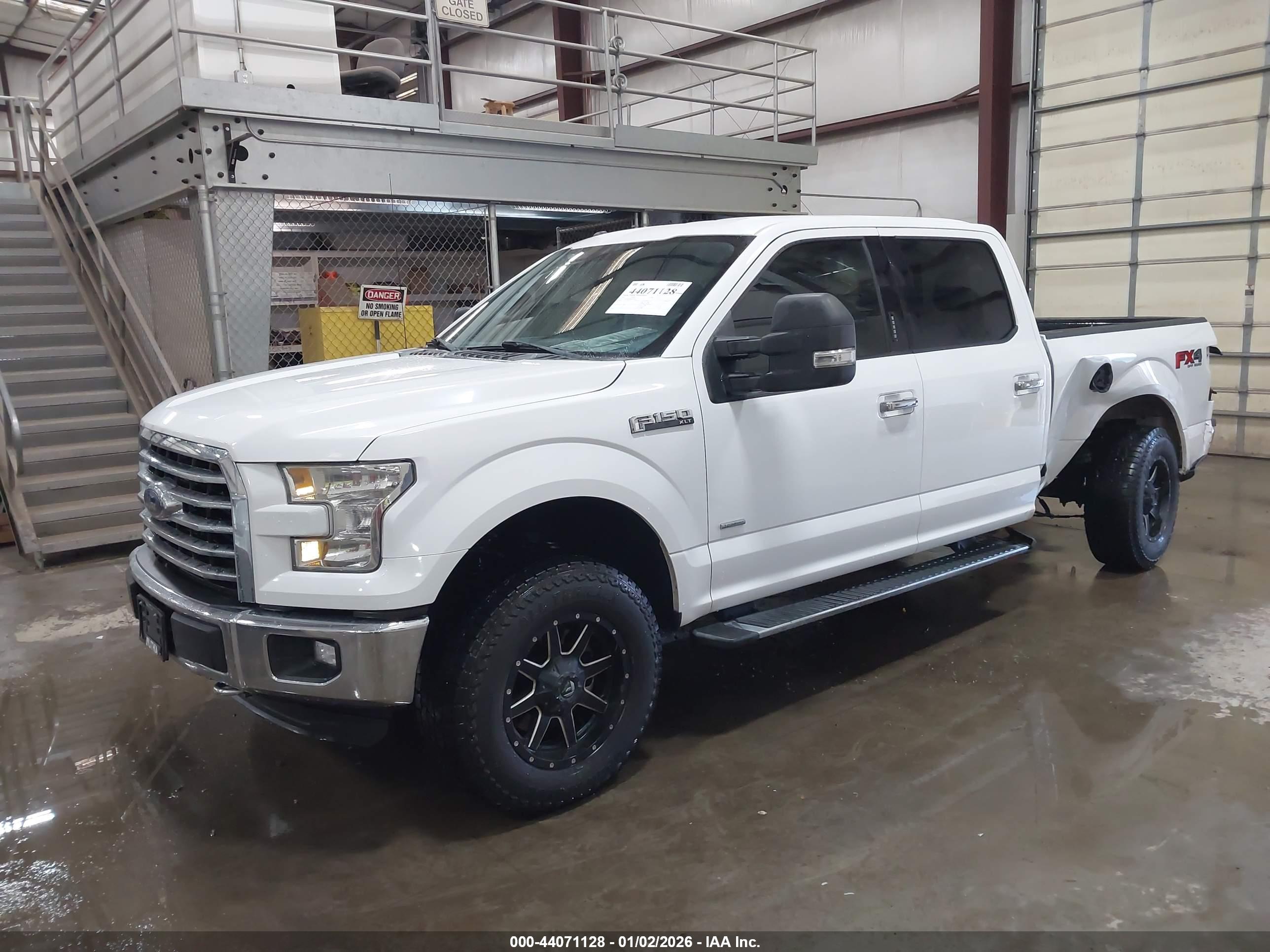 FORD F-150 image 2