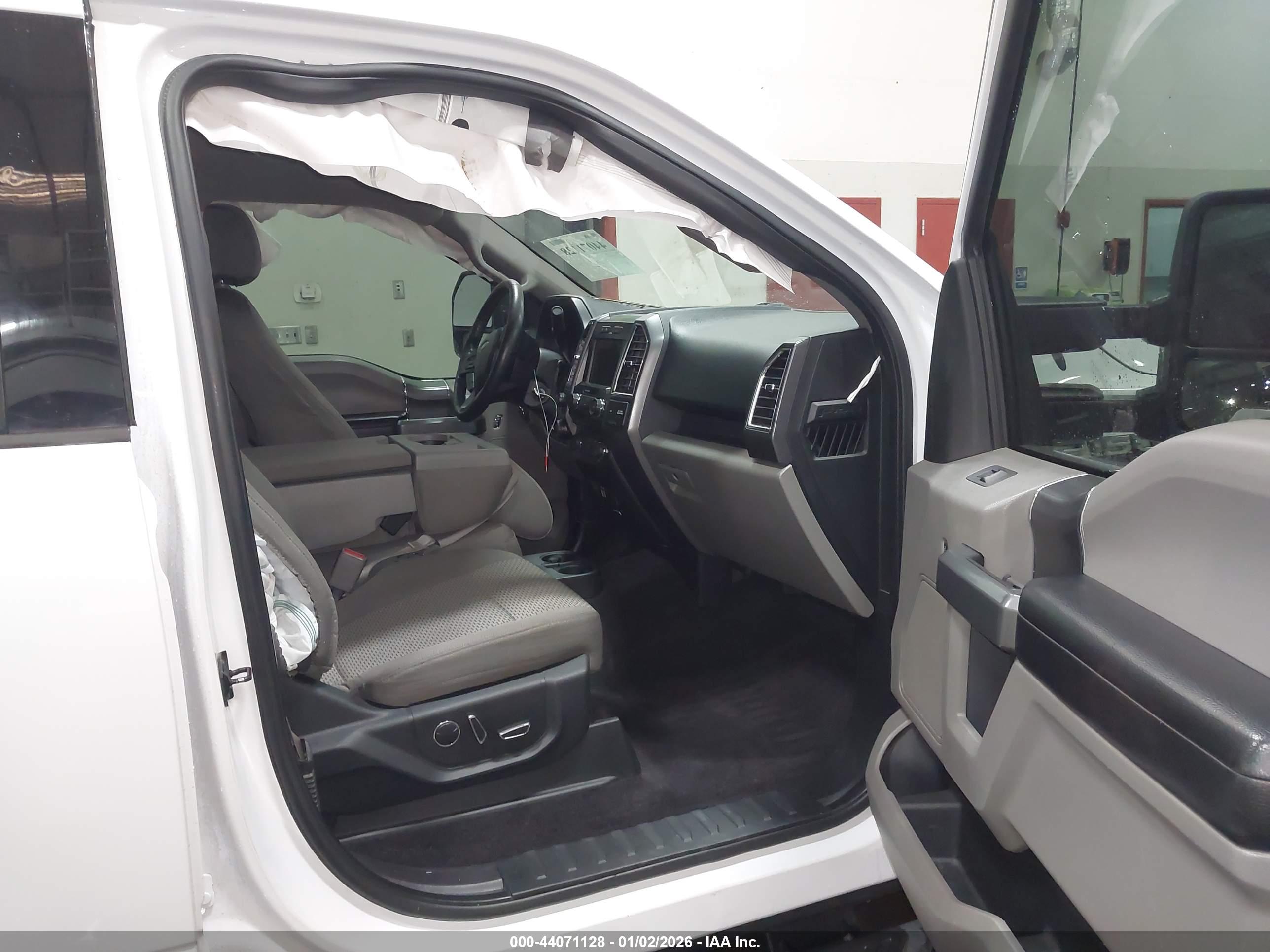 FORD F-150 image 5