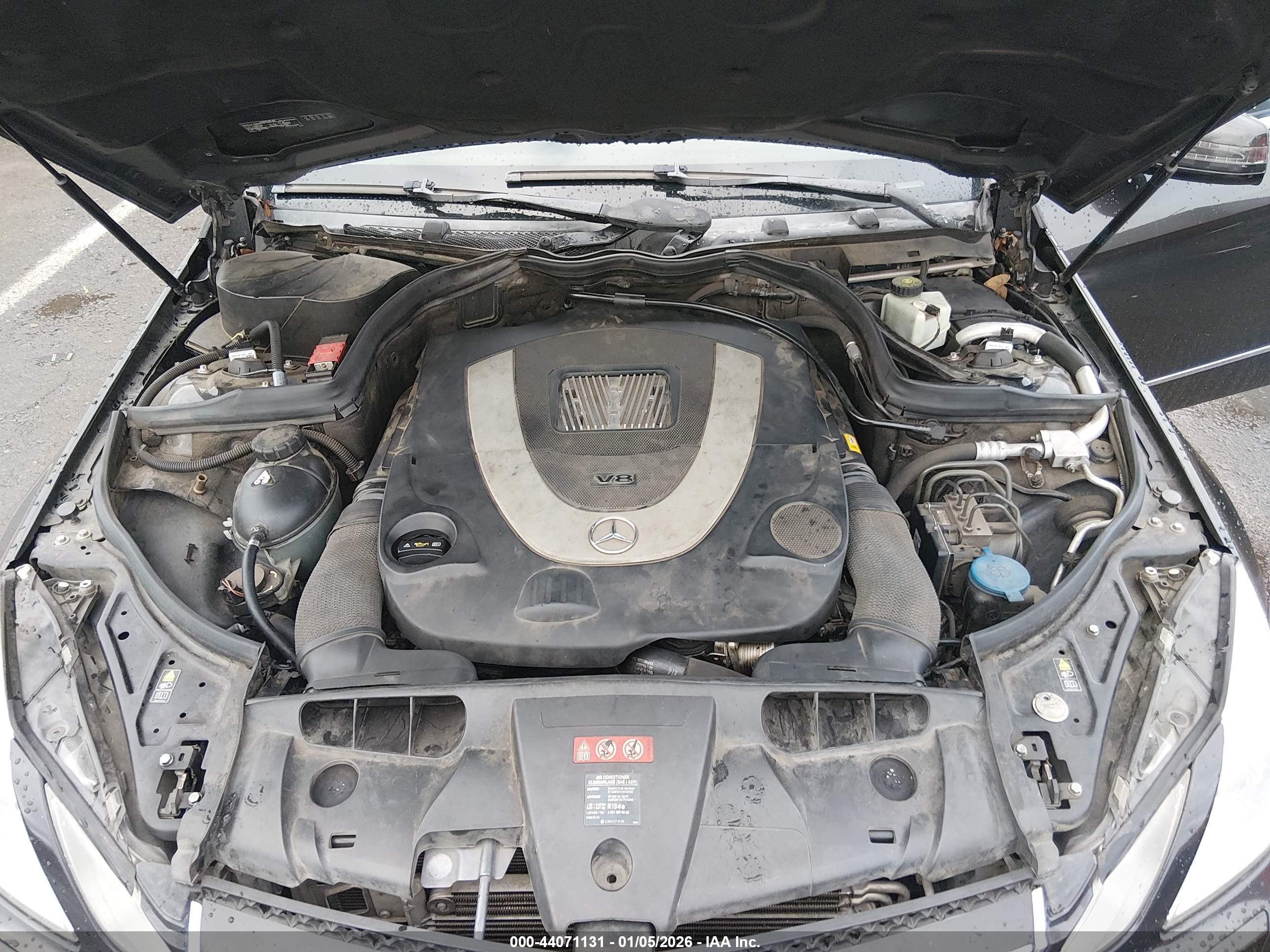 MERCEDES-BENZ E image 10