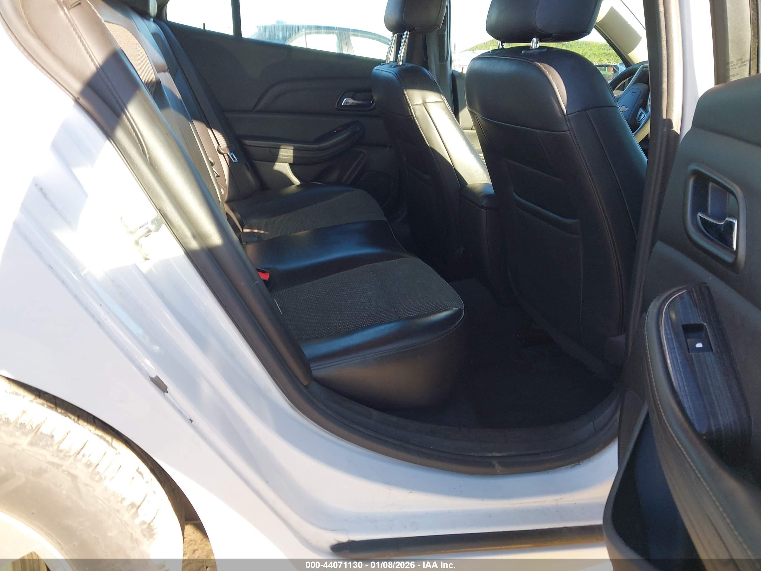 CHEVROLET MALIBU image 8