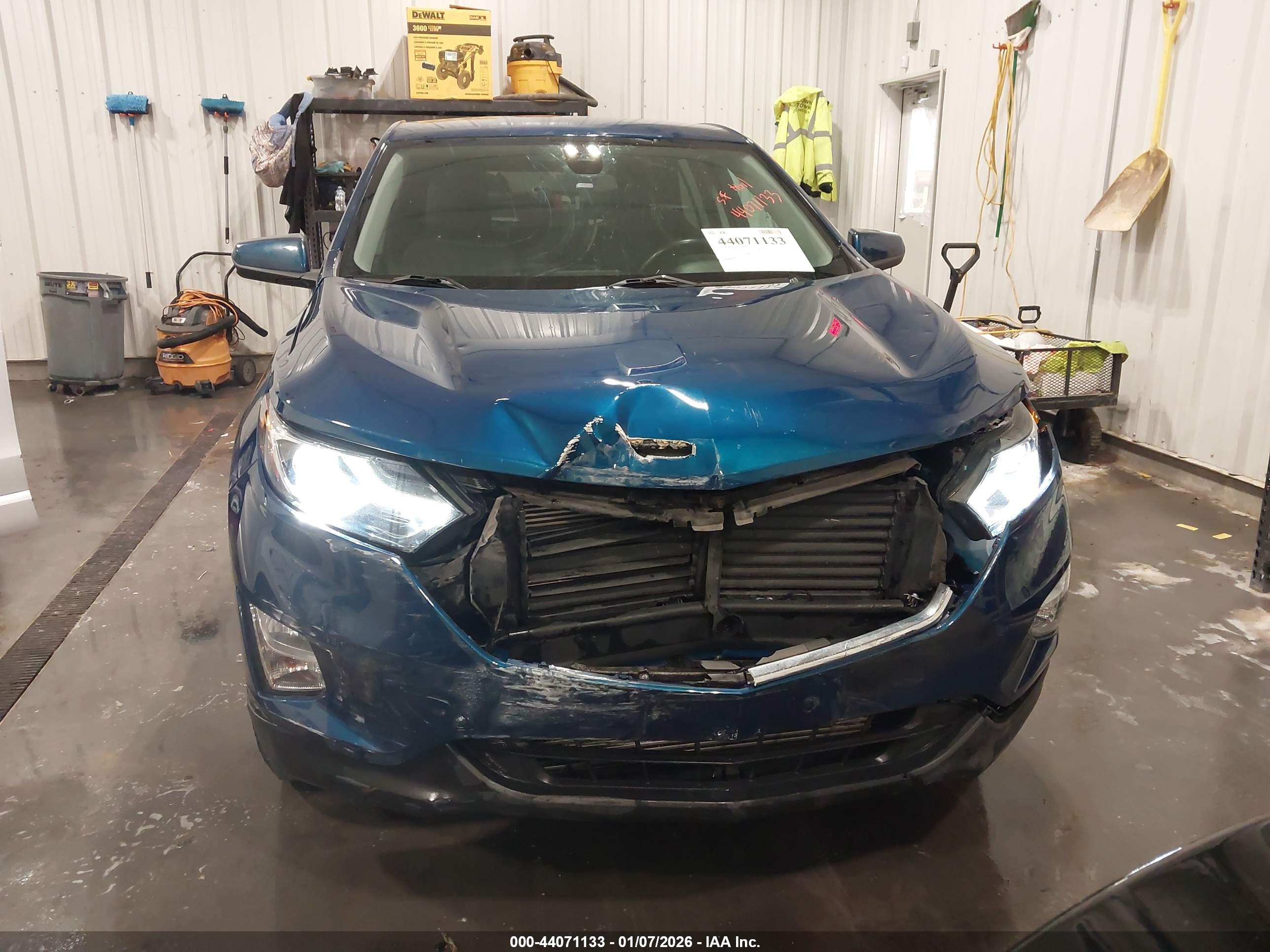 CHEVROLET EQUINOX image 6