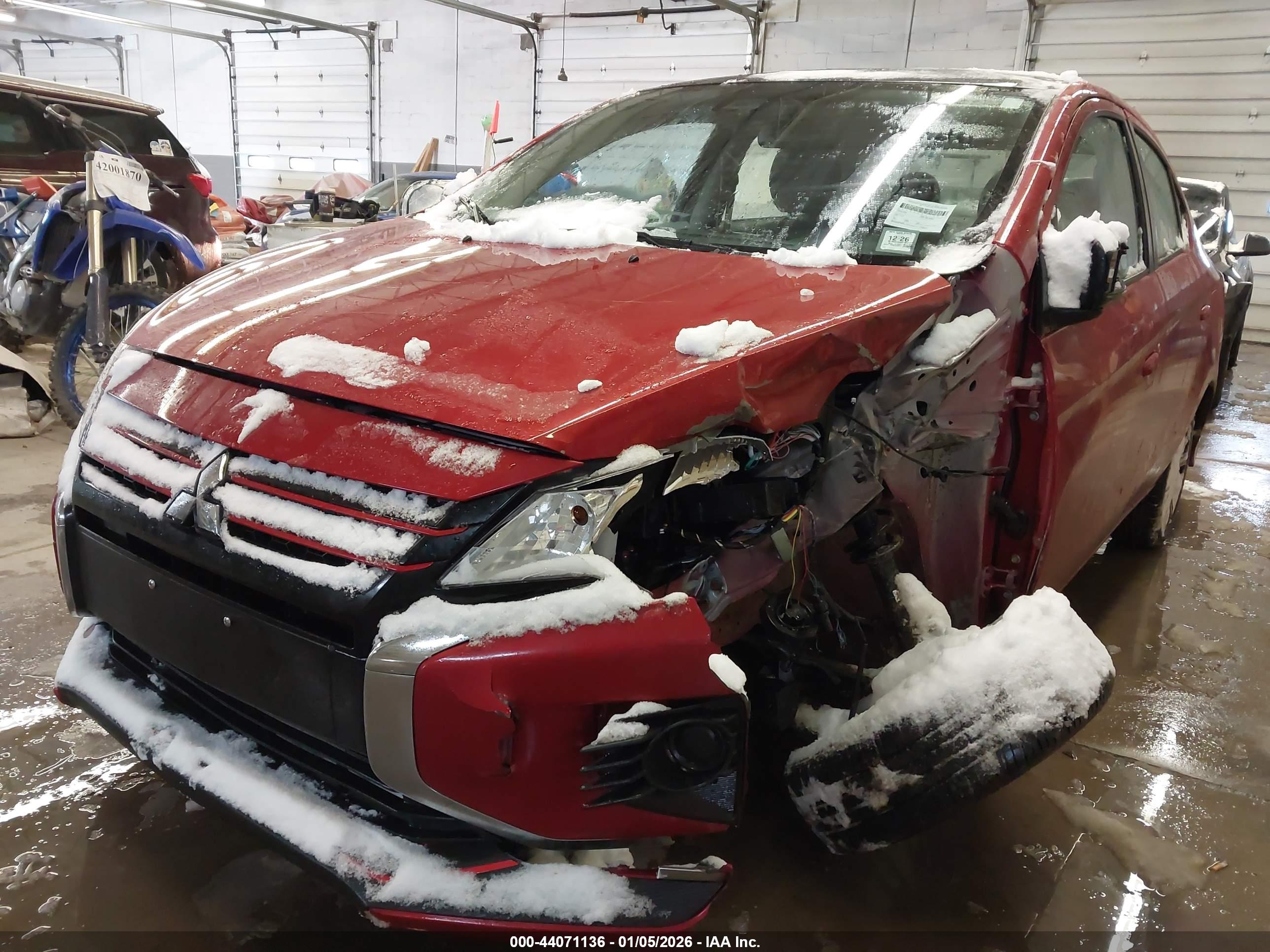 MITSUBISHI MIRAGE image 2