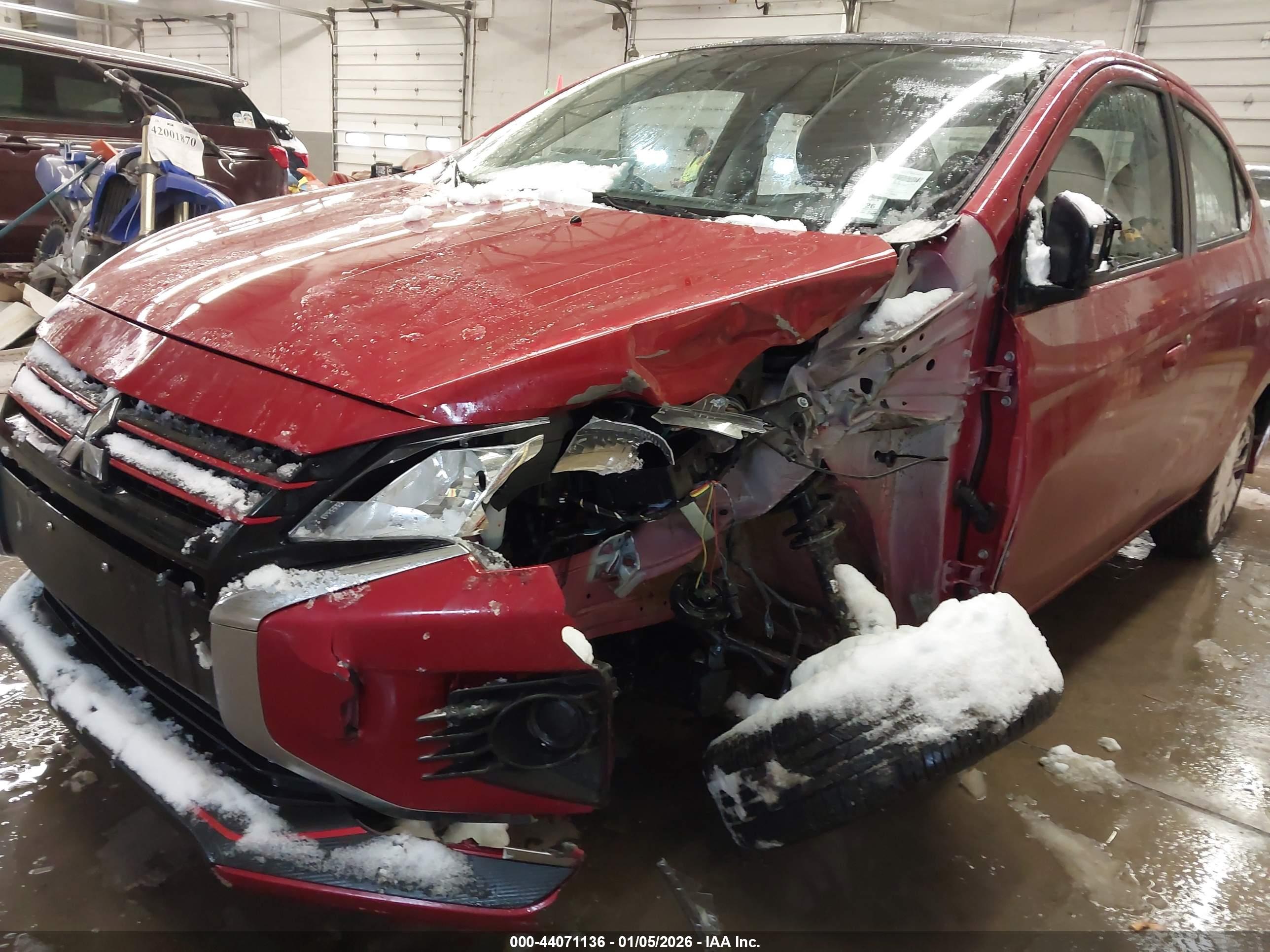 MITSUBISHI MIRAGE image 6