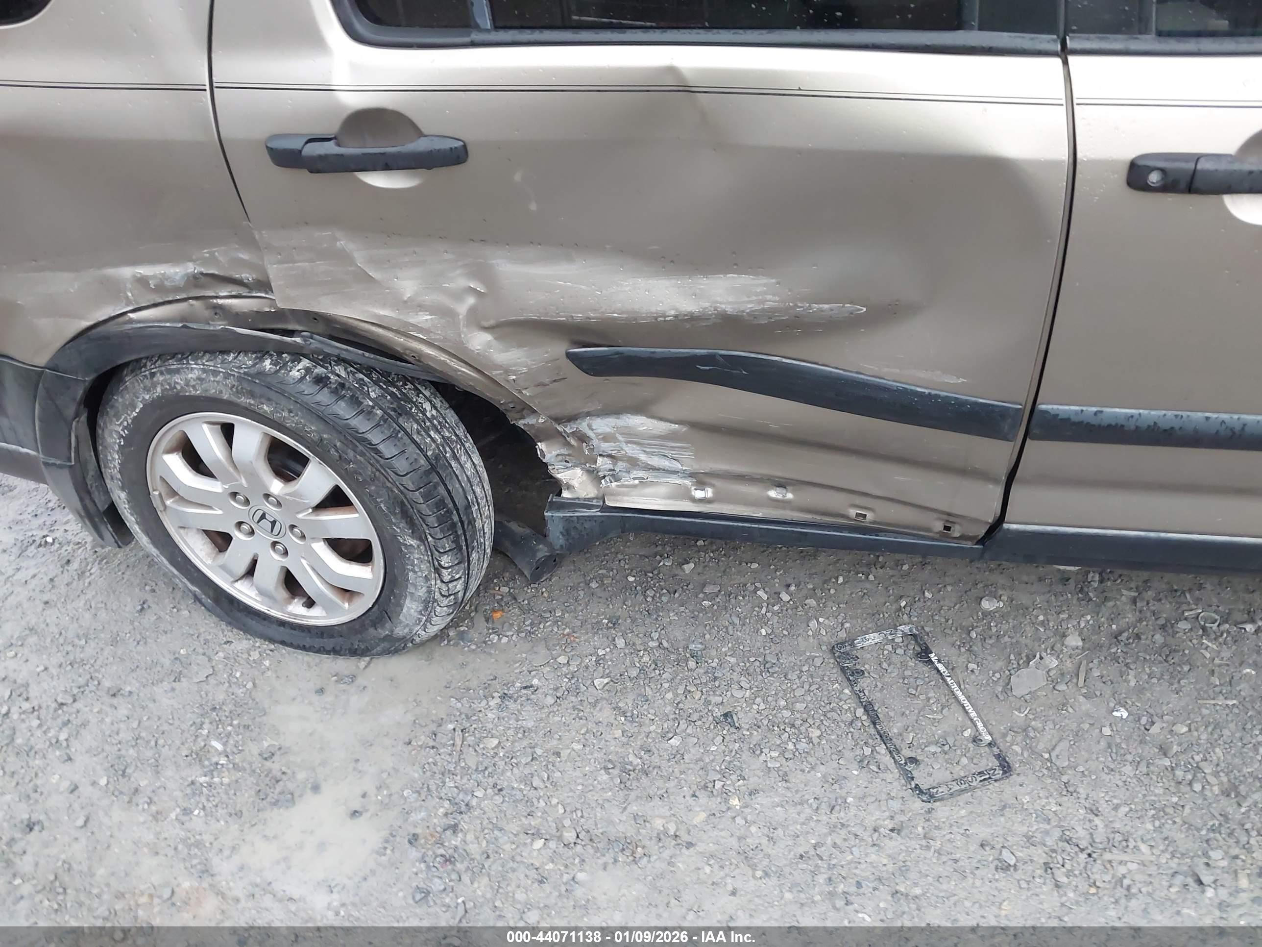HONDA CR-V image 6