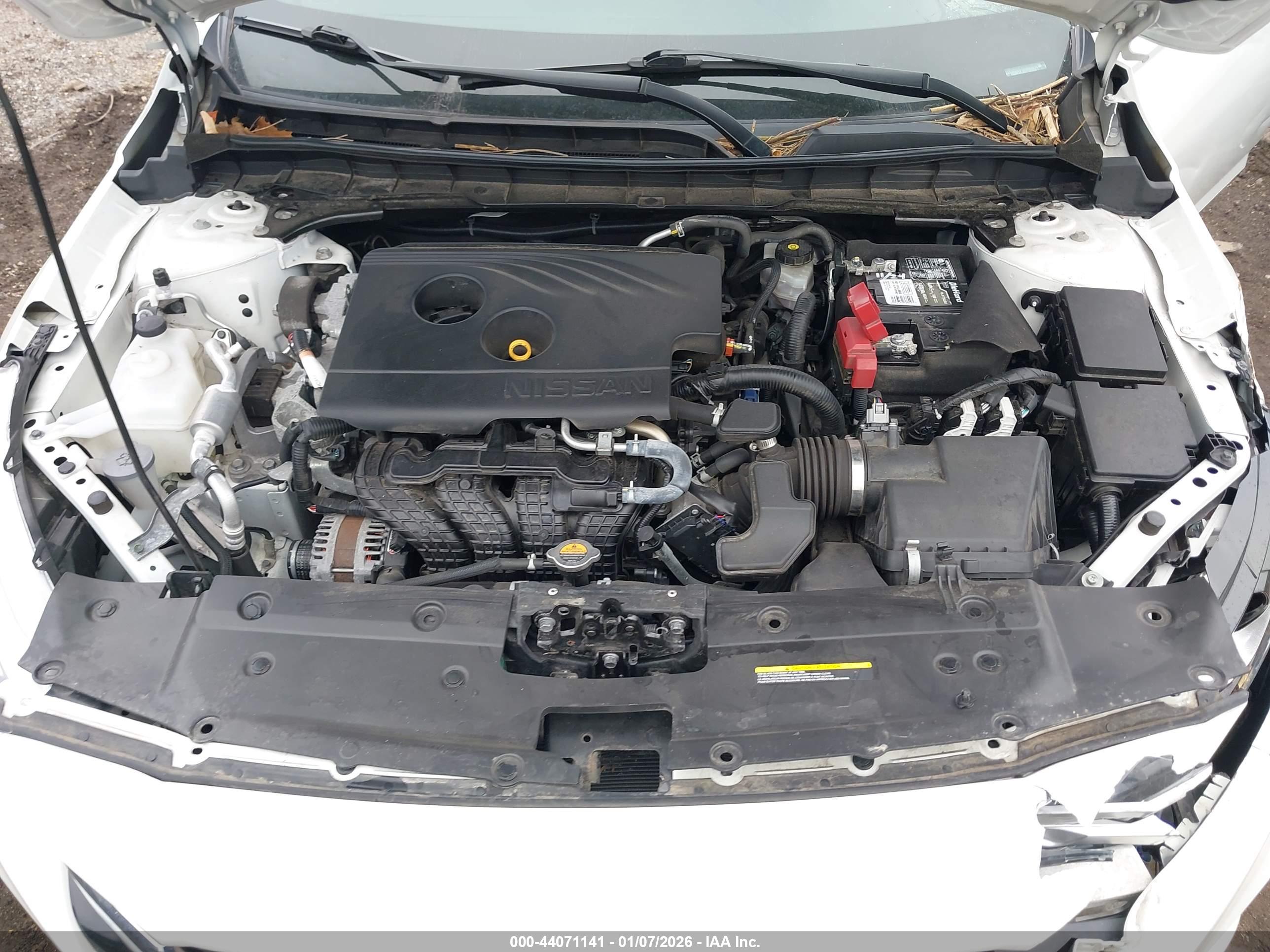 NISSAN ALTIMA image 10