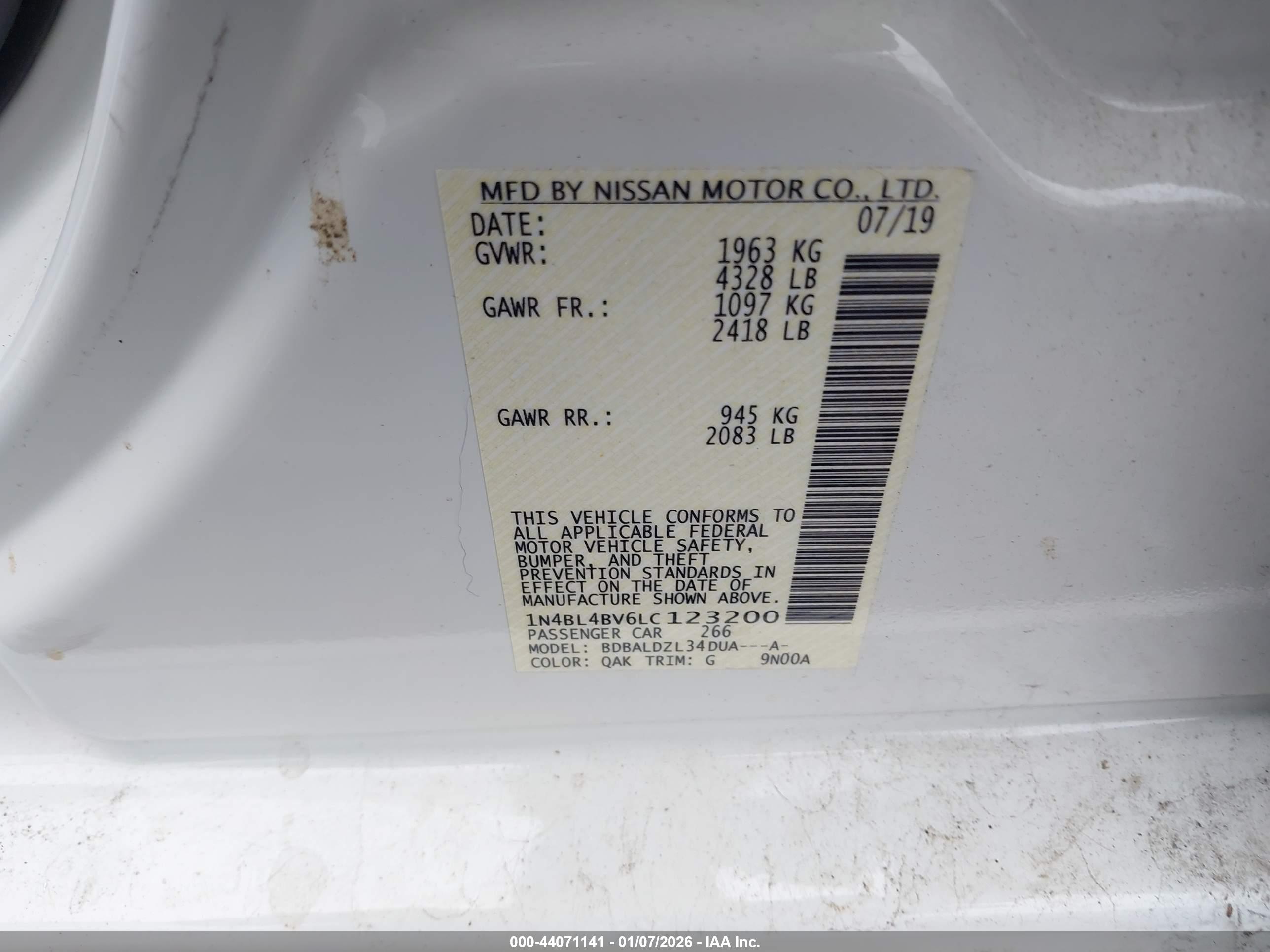 NISSAN ALTIMA image 9