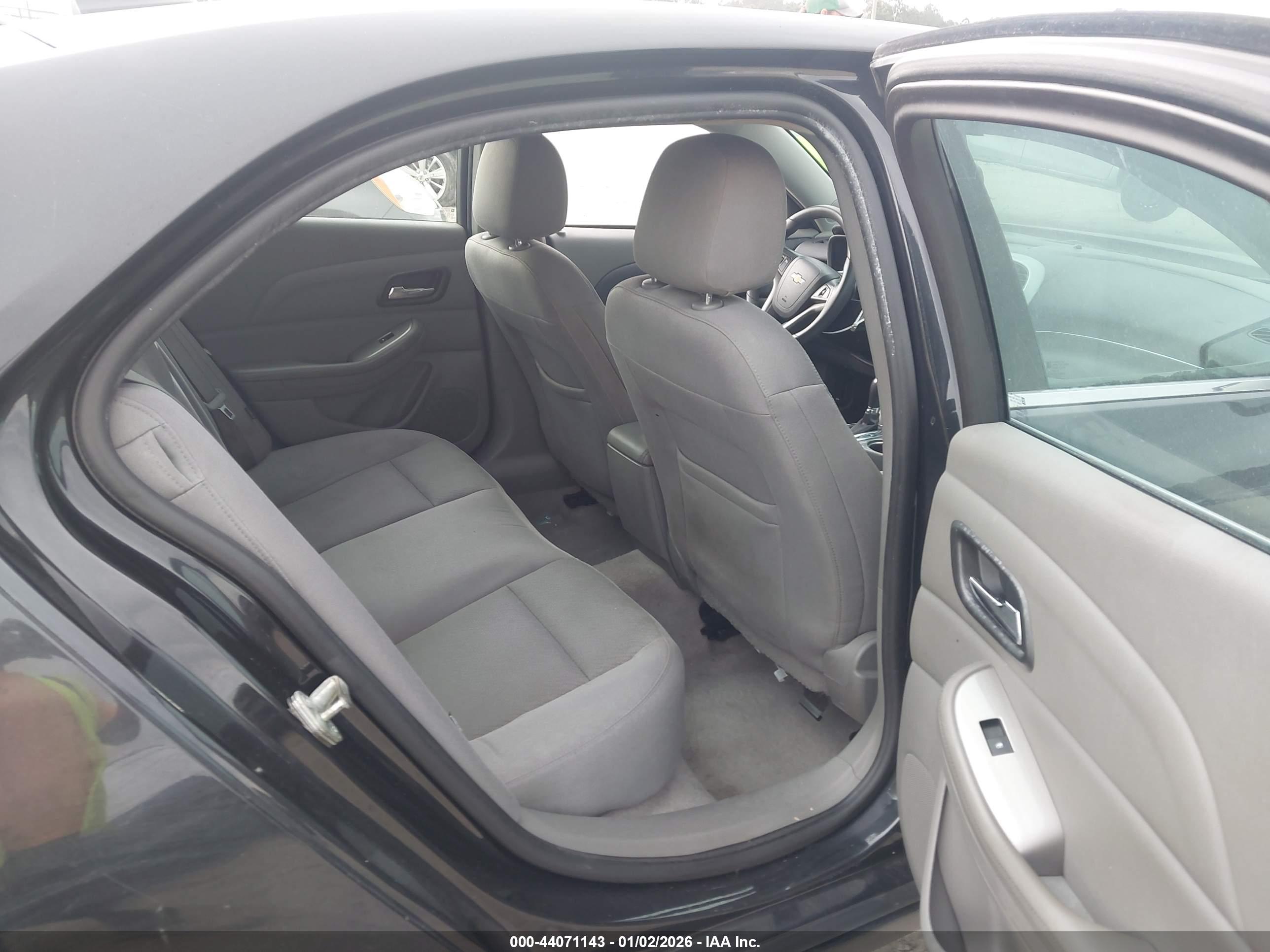 CHEVROLET MALIBU image 8