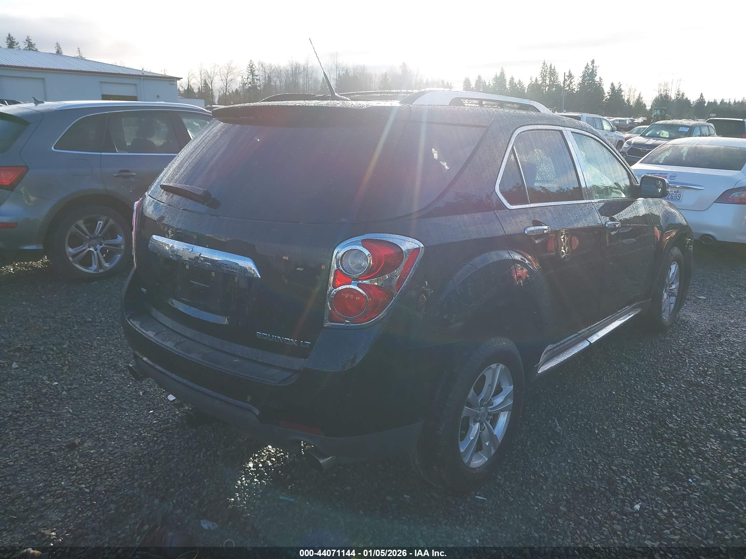 CHEVROLET EQUINOX image 4