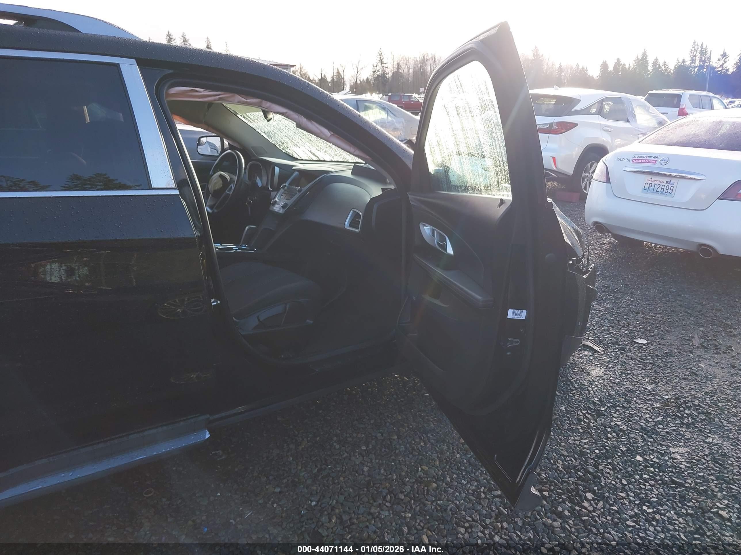 CHEVROLET EQUINOX image 5