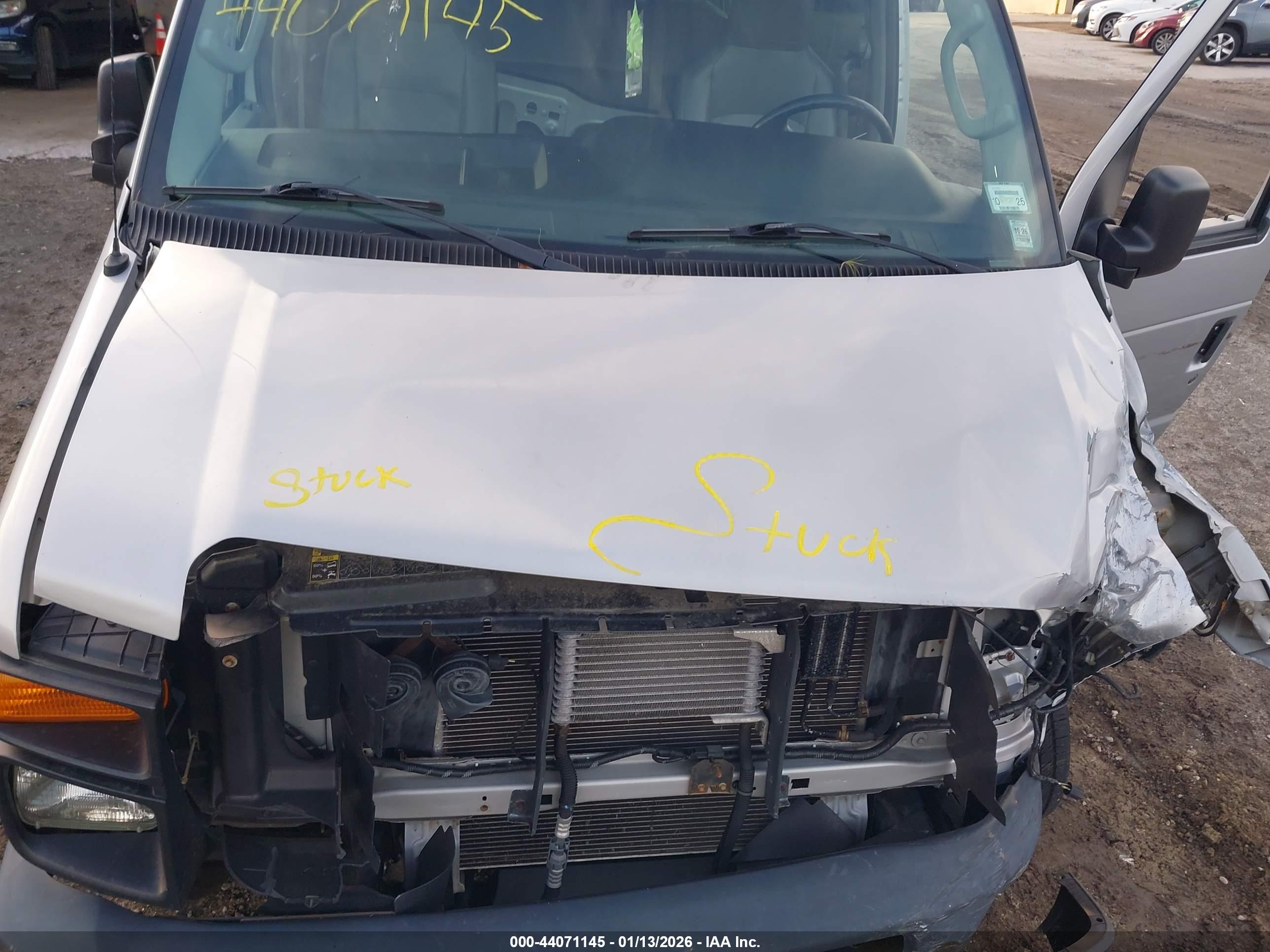 FORD E-350 image 10