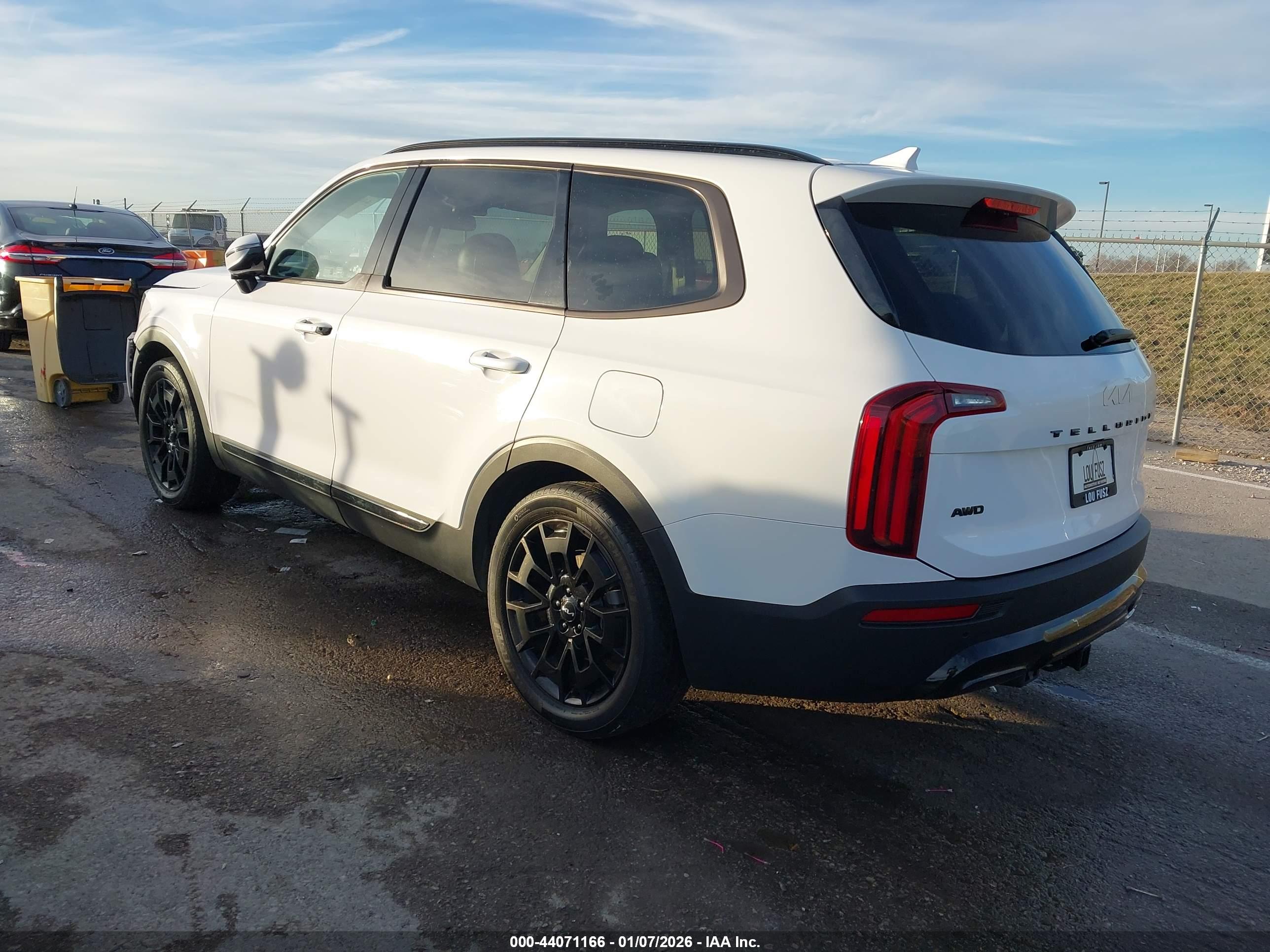 KIA TELLURIDE image 3