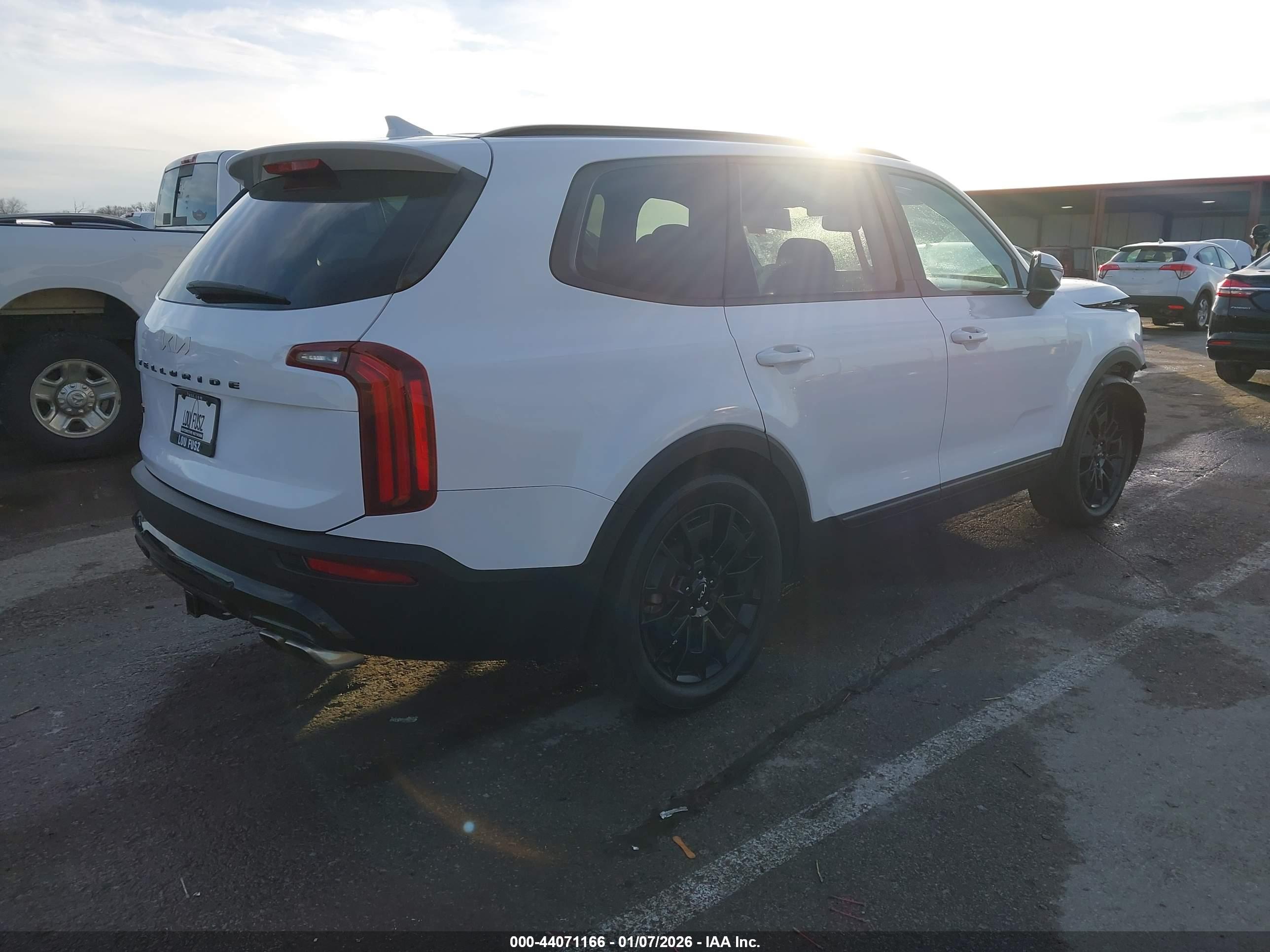 KIA TELLURIDE image 4