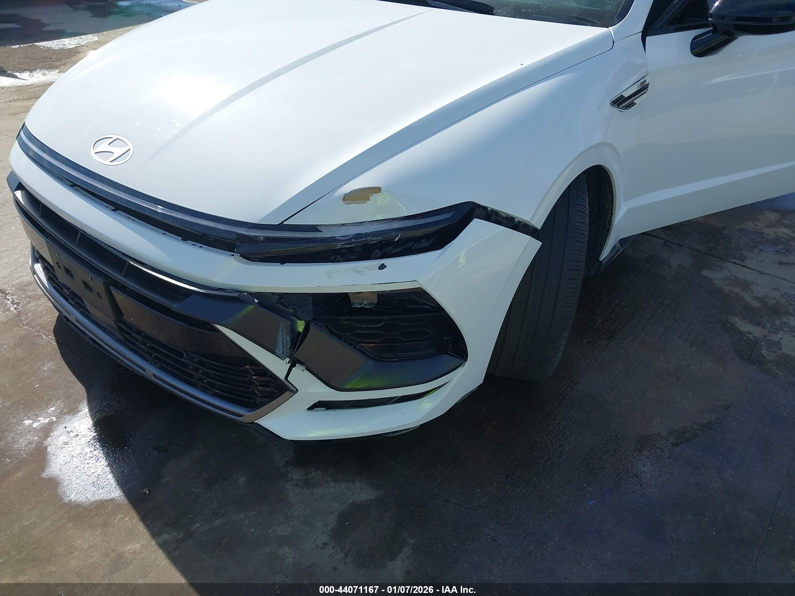 HYUNDAI SONATA image 6