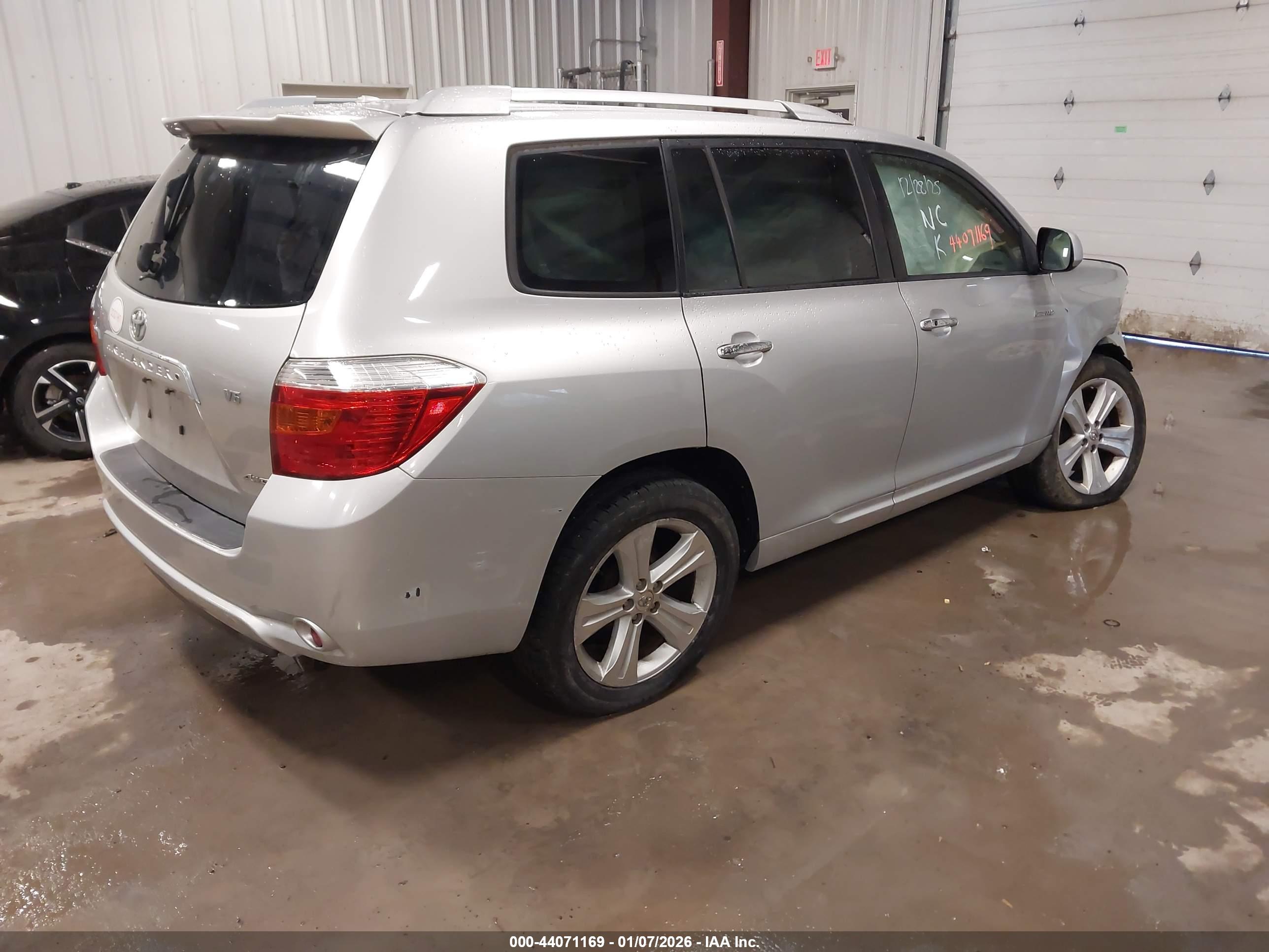 TOYOTA HIGHLANDER image 4