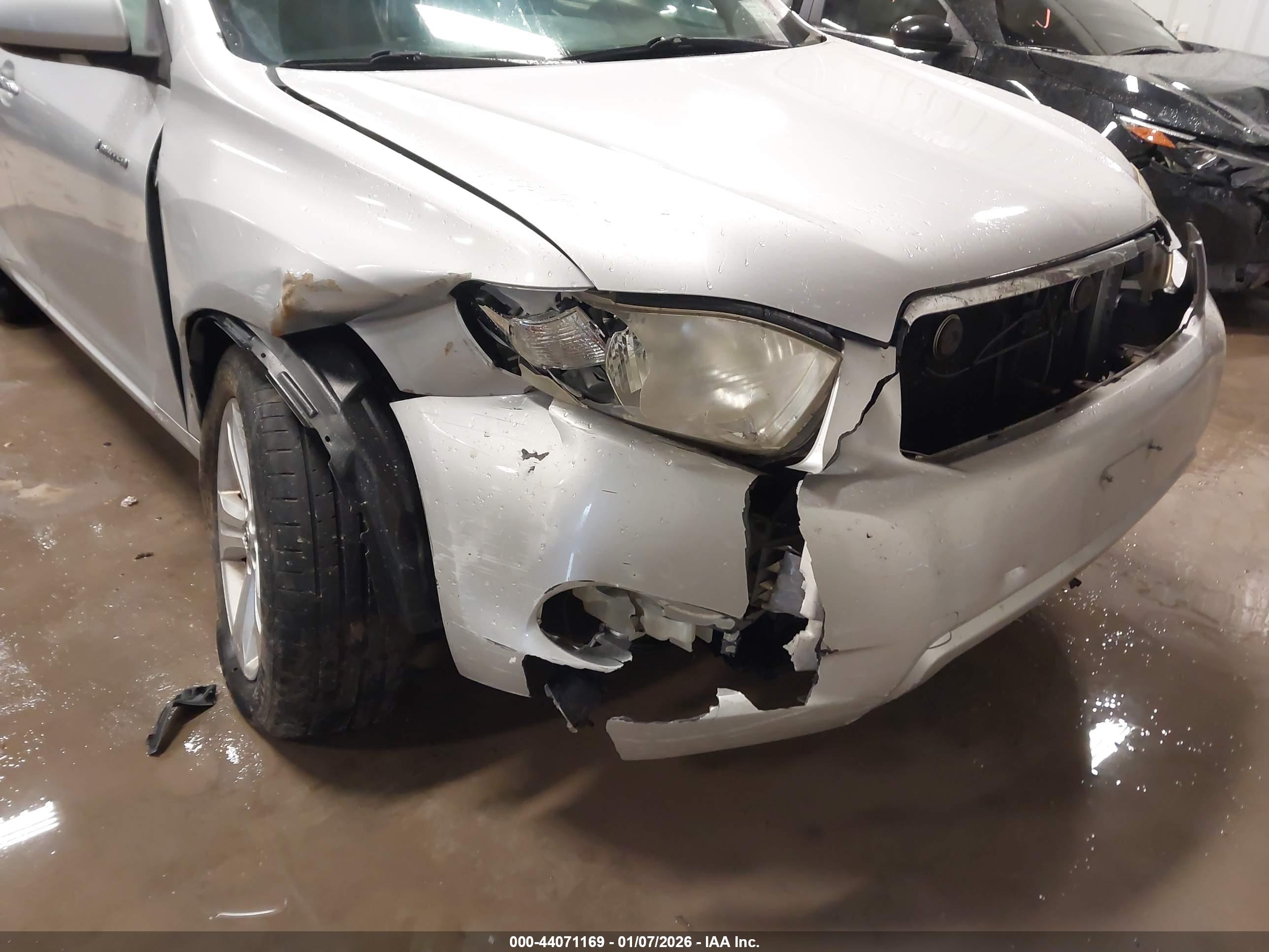 TOYOTA HIGHLANDER image 6