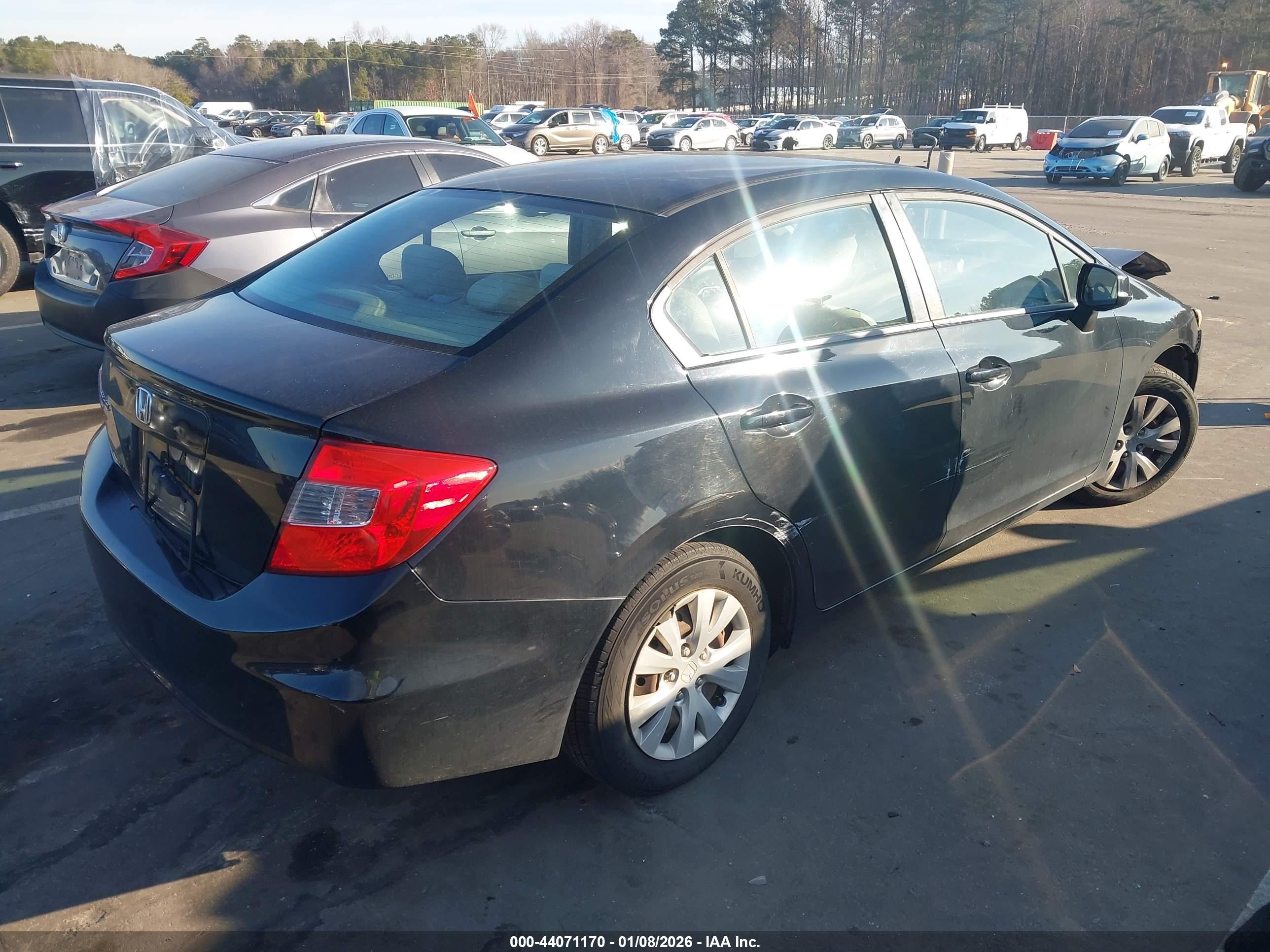 HONDA CIVIC image 4