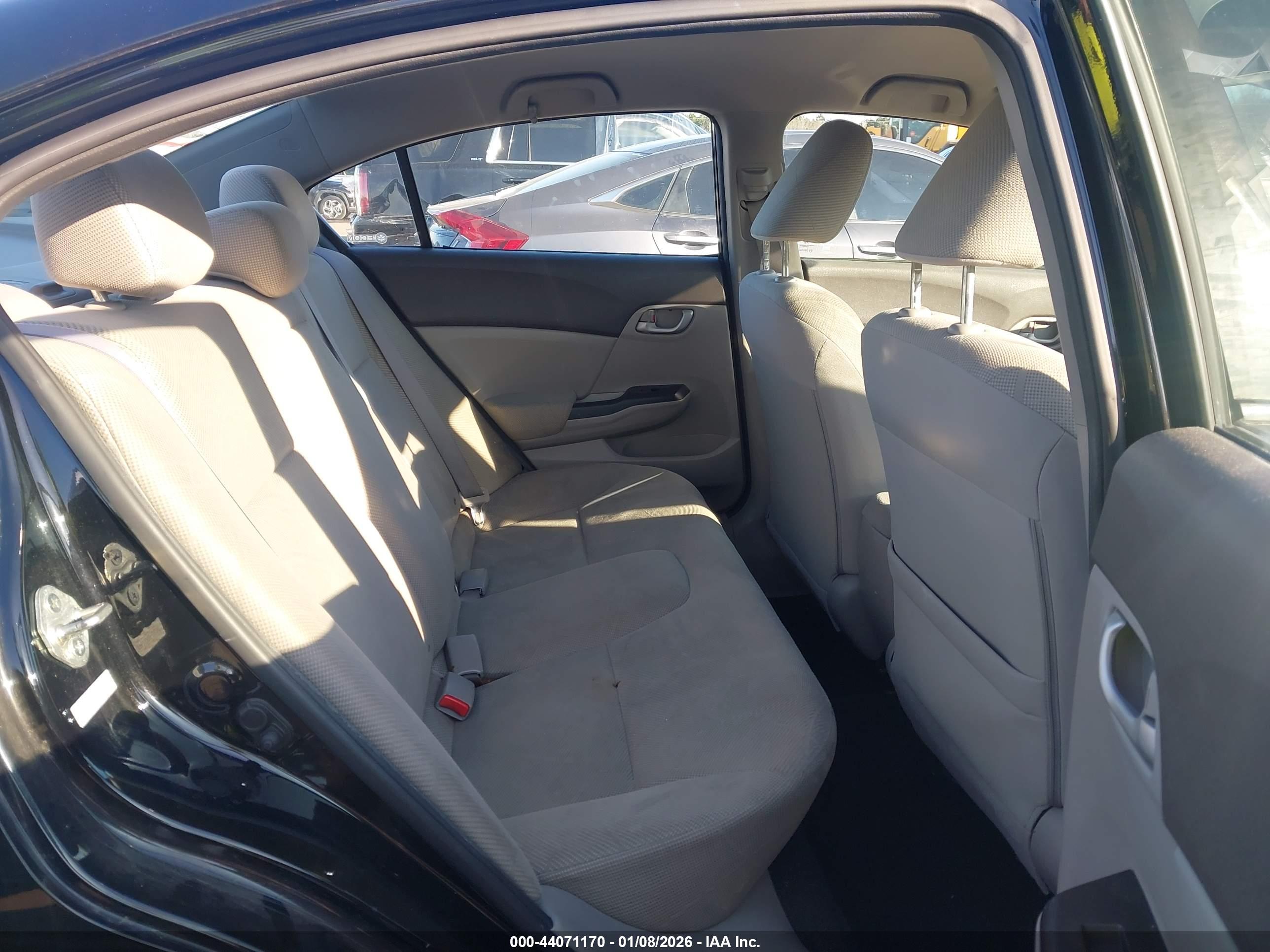 HONDA CIVIC image 8