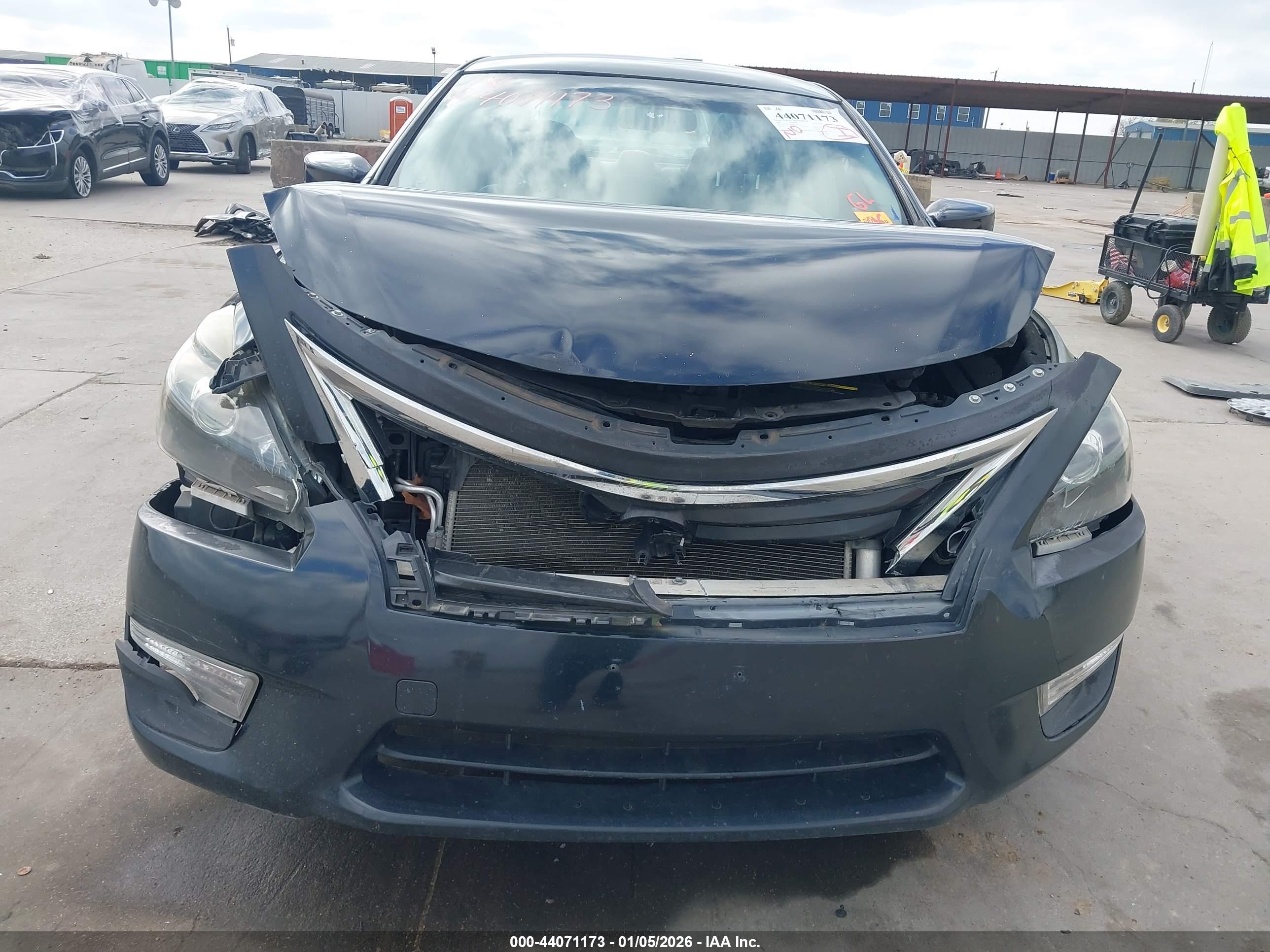 NISSAN ALTIMA image 6