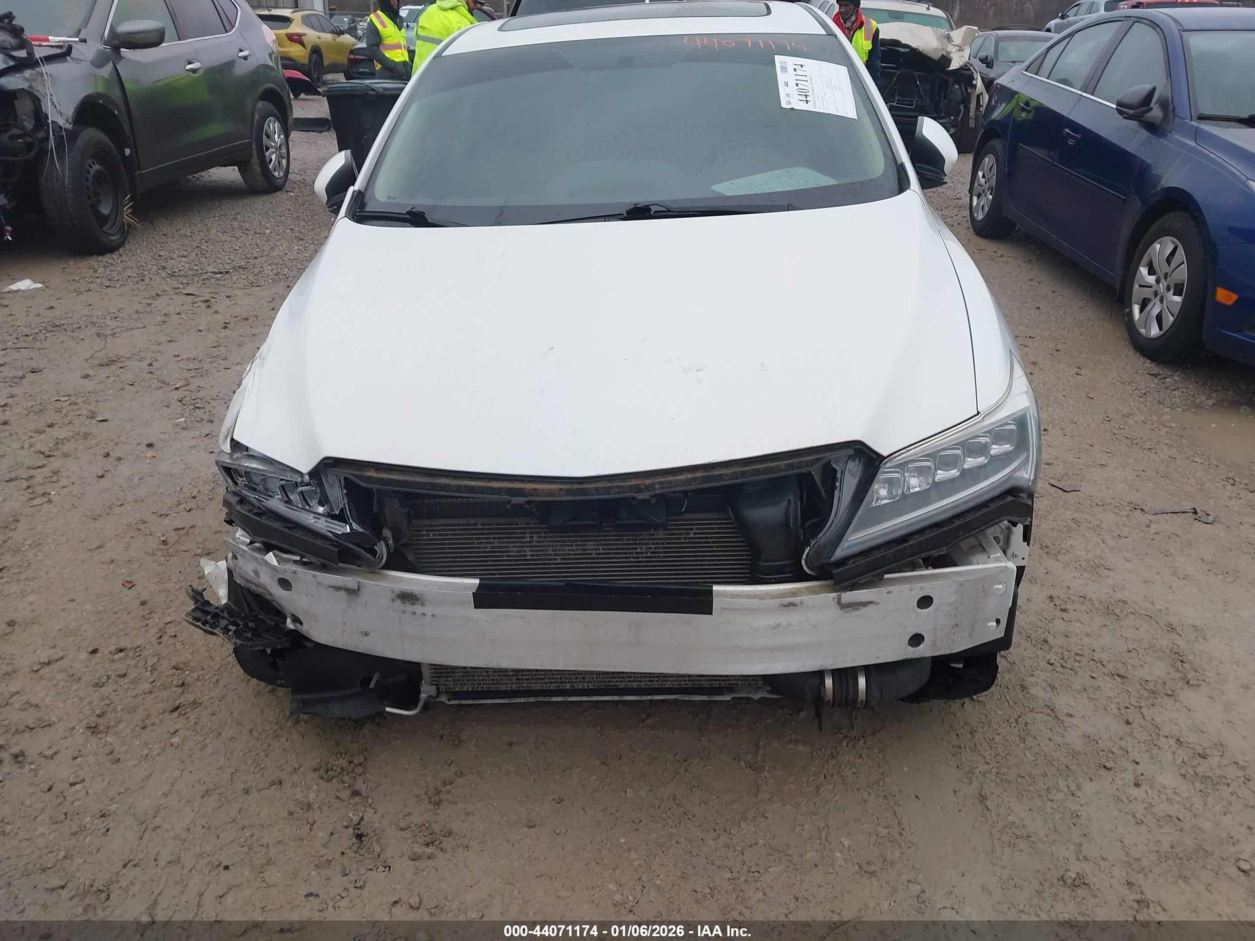 ACURA ILX image 6