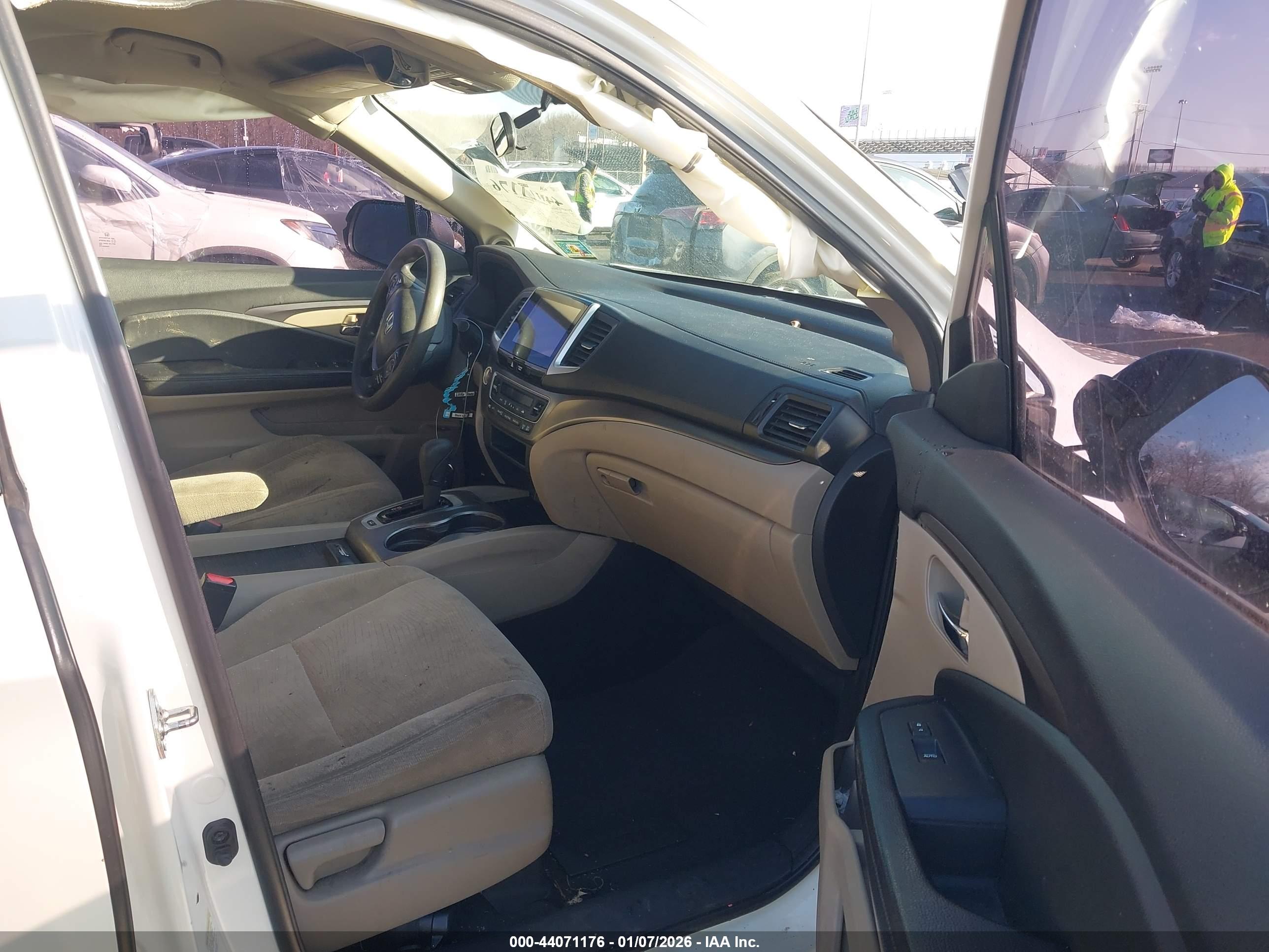 HONDA PILOT image 5